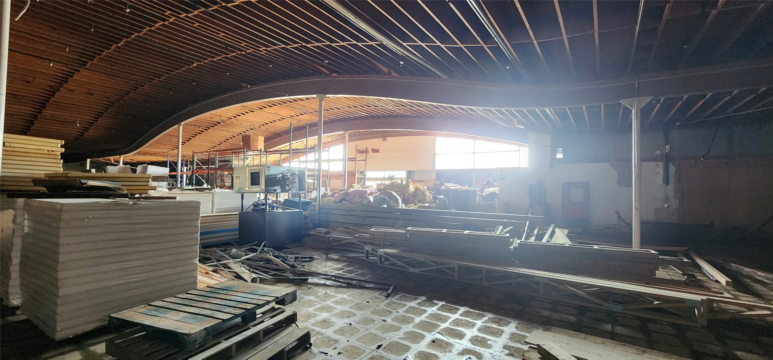 Warehouse For Sale in Limestone County , 104 N Paris Street, Mexia, Texas 76667, 0, 0, Garage spaces, 23,285 Sqft, built in 1974, Preowned, mls#20591930, Real Estate Agent in Mexia, Homes For Sale in Limestone county, Homes For Sale in Mexia, Realtor in Mexia Texas, Real Estate Brokerage Independent Realty Texas, Luminita Cordes Realtor