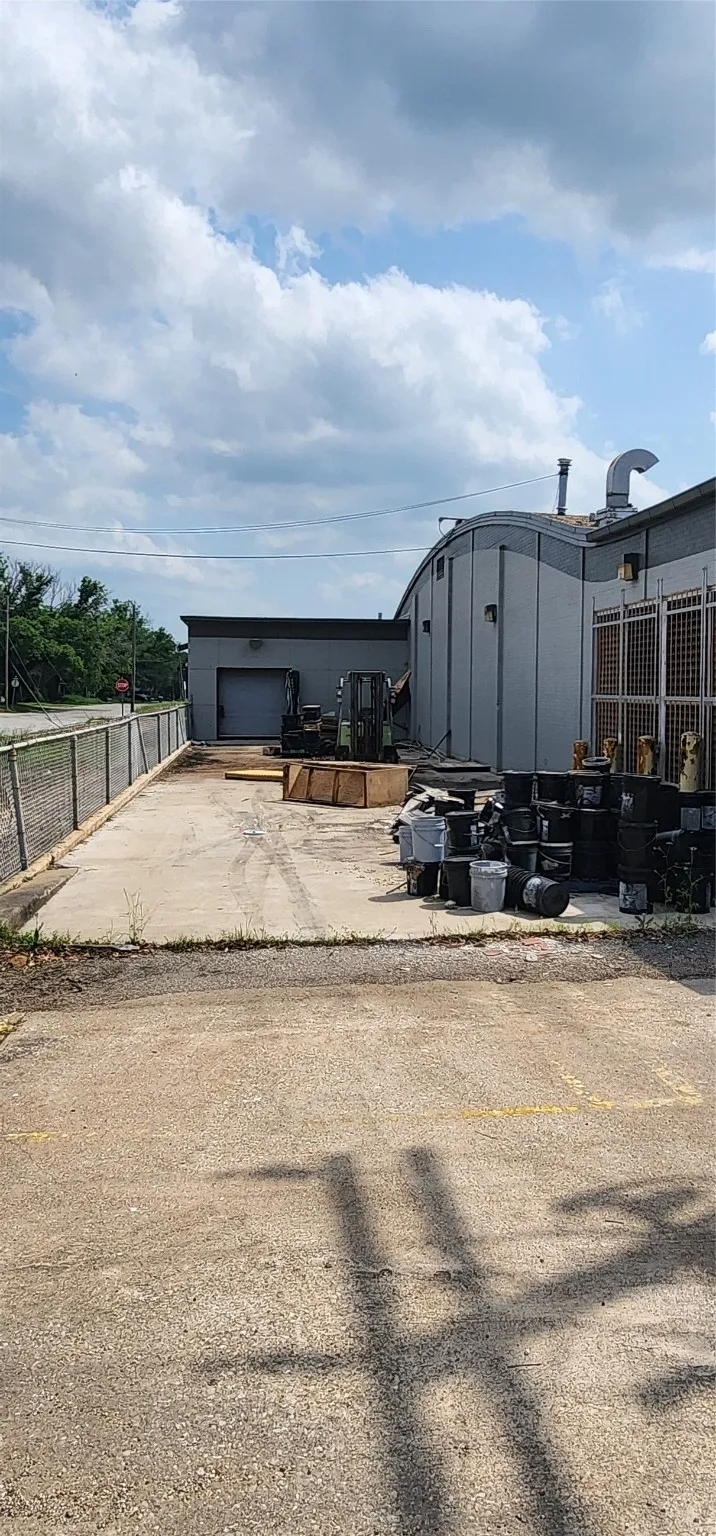 Warehouse For Sale in Limestone County , 104 N Paris Street, Mexia, Texas 76667, 0, 0, Garage spaces, 23,285 Sqft, built in 1974, Preowned, mls#20591930, Real Estate Agent in Mexia, Homes For Sale in Limestone county, Homes For Sale in Mexia, Realtor in Mexia Texas, Real Estate Brokerage Independent Realty Texas, Luminita Cordes Realtor
