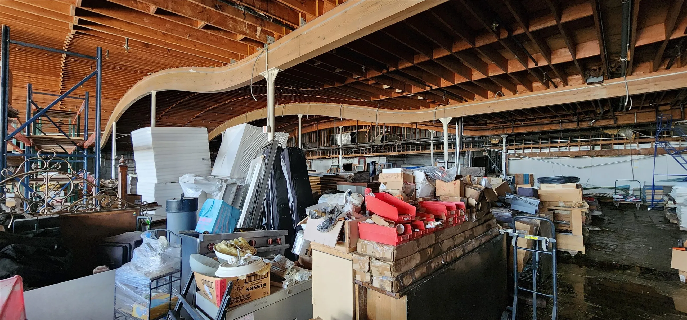 Warehouse For Sale in Limestone County , 104 N Paris Street, Mexia, Texas 76667, 0, 0, Garage spaces, 23,285 Sqft, built in 1974, Preowned, mls#20591930, Real Estate Agent in Mexia, Homes For Sale in Limestone county, Homes For Sale in Mexia, Realtor in Mexia Texas, Real Estate Brokerage Independent Realty Texas, Luminita Cordes Realtor
