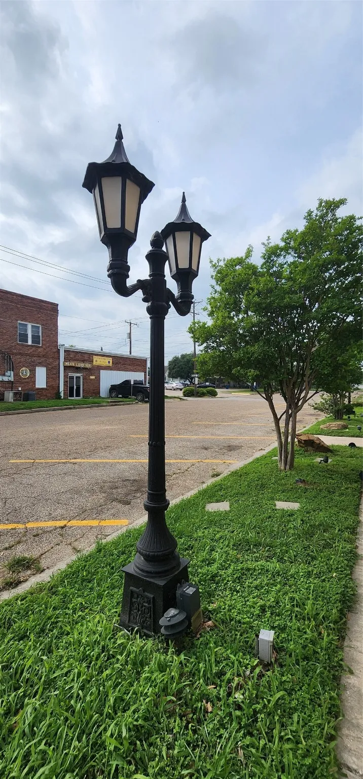 Office For Sale in Limestone County , 401 E Commerce Street, Mexia, Texas 76667, 0, 0, Garage spaces, 0 Sqft, built in 1950, Preowned, mls#20592400, Real Estate Agent in Mexia, Homes For Sale in Limestone county, Homes For Sale in Mexia, Realtor in Mexia Texas, Real Estate Brokerage Independent Realty Texas, Luminita Cordes Realtor