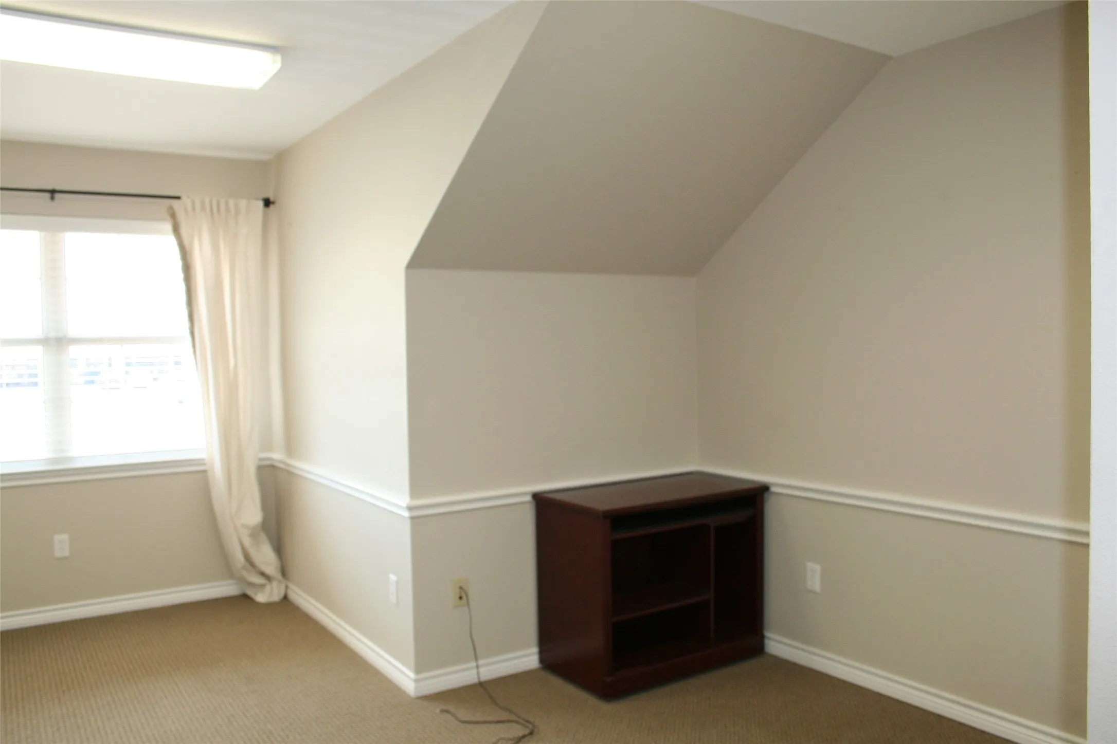 Office For Rent in Johnson County , 1601 W Henderson, Cleburne, Texas 76033, 0, 0, Garage spaces, 4,400 Sqft, built in 1998, Preowned, mls#20591295, Real Estate Agent in Cleburne, Homes For Rent in Johnson county, Homes For Rent in Cleburne, Realtor in Cleburne Texas, Real Estate Brokerage Independent Realty Texas, Luminita Cordes Realtor