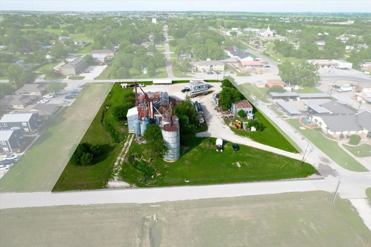 View of birds eye view of property