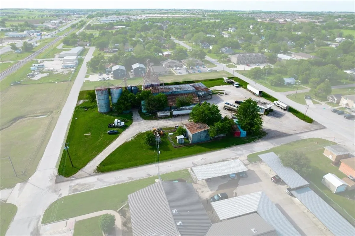 View of birds eye view of property