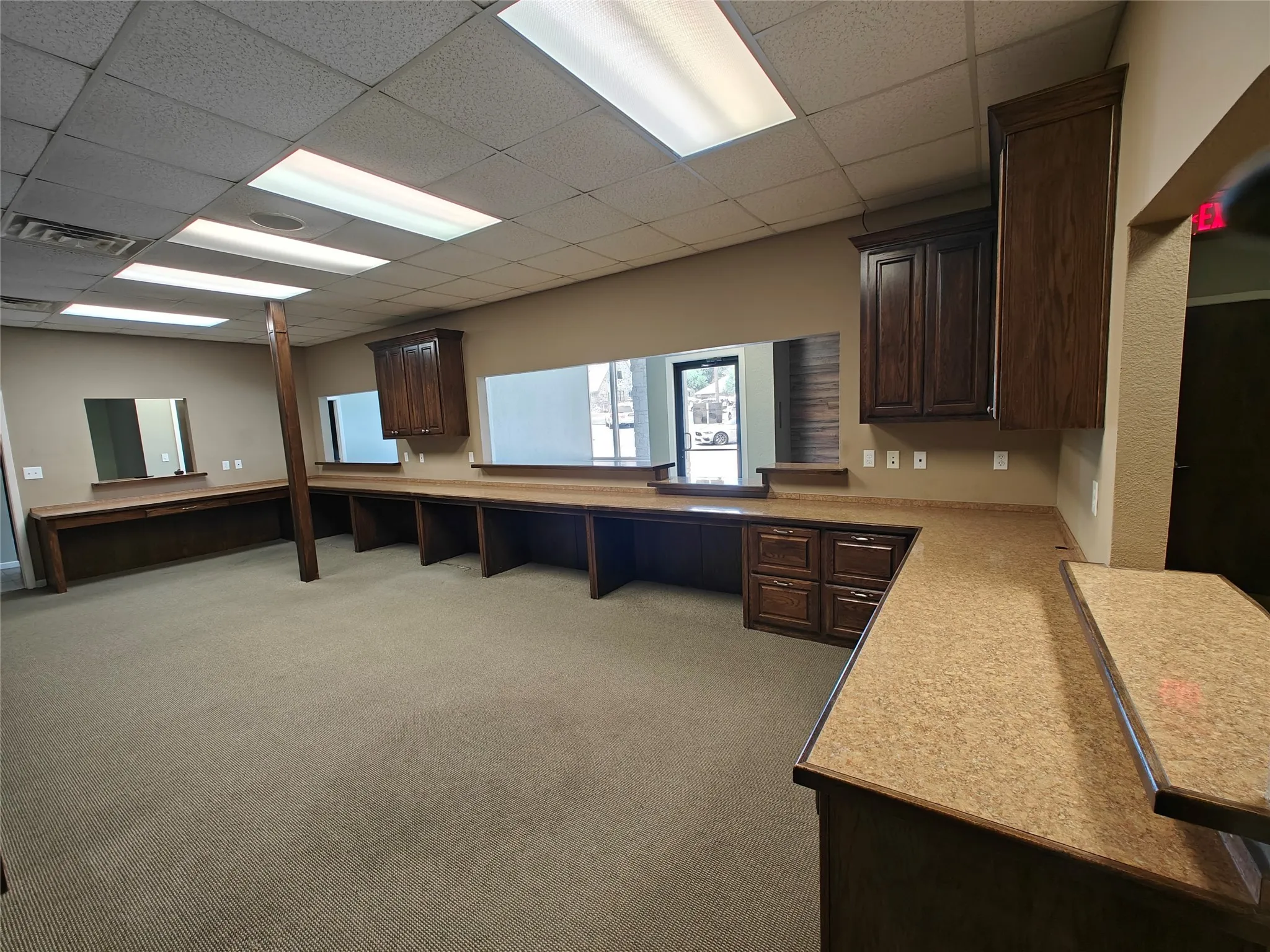 Retail For Rent in Grayson County , 2121 N Fm 1417 Q, Sherman, Texas 75092, 0, 0, Garage spaces, 18,885 Sqft, built in 1983, Preowned, Price $12, mls#20604293, Real Estate Agent in Sherman, Homes For Rent in Grayson county, Homes For Rent in Sherman, Realtor in Sherman Texas, Real Estate Brokerage Independent Realty Texas, Luminita Cordes Realtor