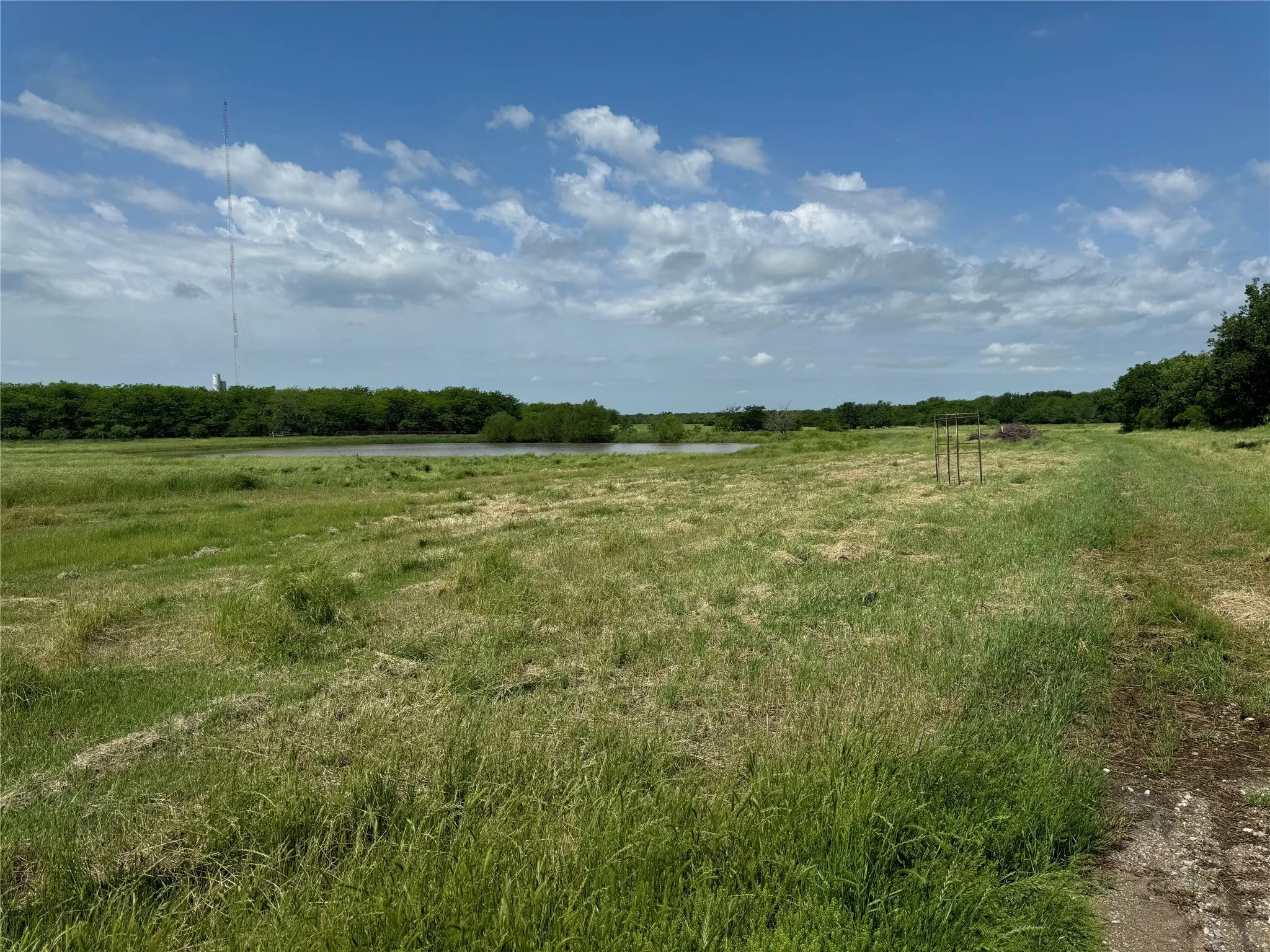 Farm For Sale in Grayson County , 1273 Wall Street Road, Gunter, Texas 75058, 3 Bedrooms, 2 Bathrooms, 2 Garage spaces, 2,179 Sqft, built in 1998, Preowned, Price $2,780,000, mls#20606976, Real Estate Agent in Gunter, Homes For Sale in Grayson county, Homes For Sale in Gunter, Realtor in Gunter Texas, Real Estate Brokerage Independent Realty Texas, Luminita Cordes Realtor