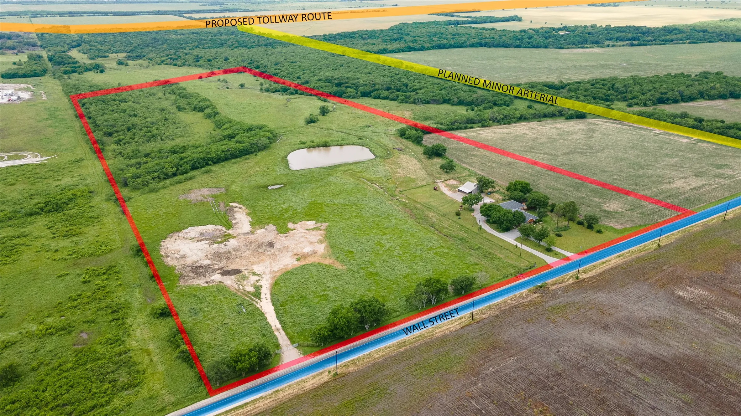 Birds eye view of property featuring a rural view