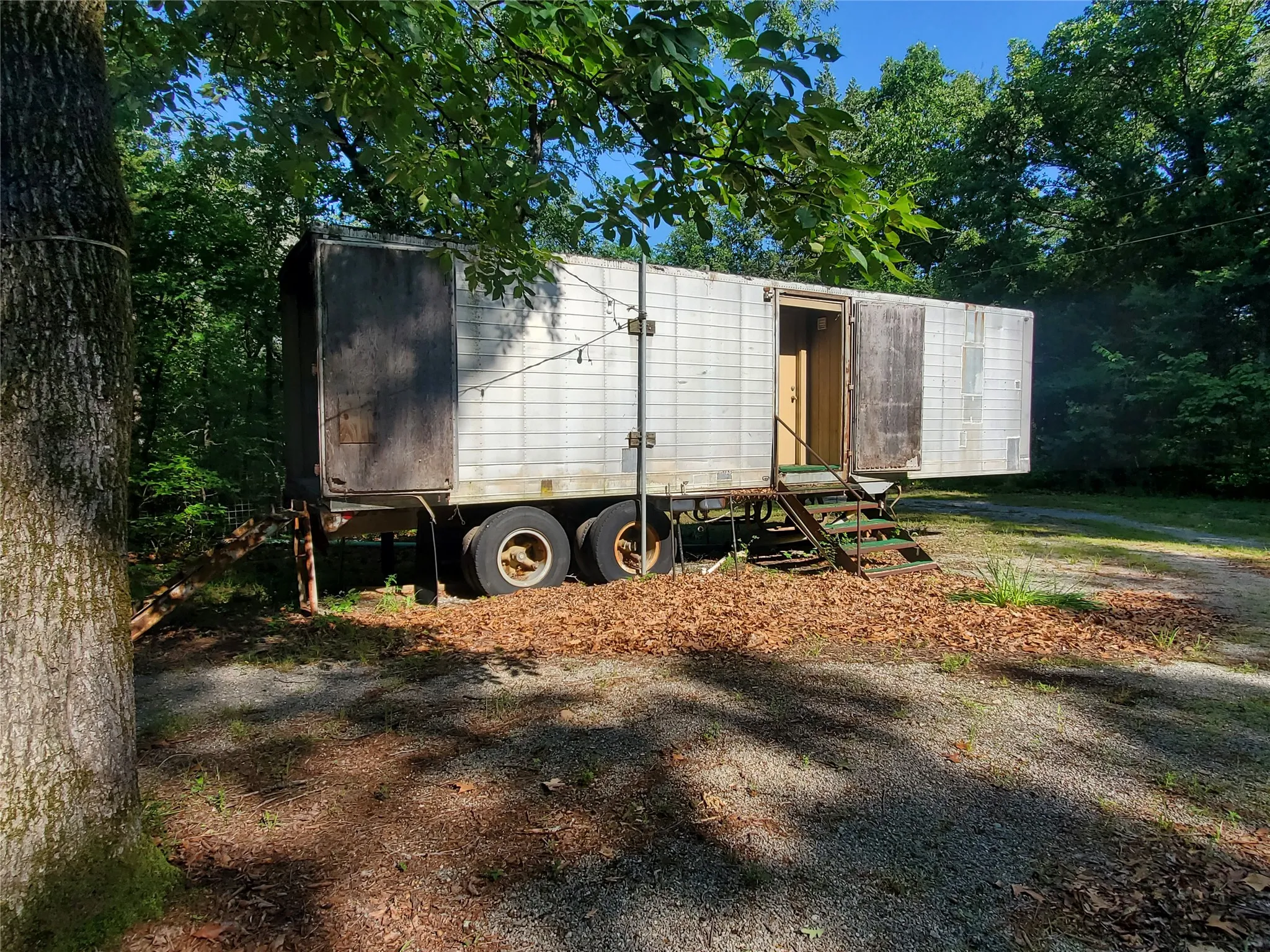 Out Building/Cabin