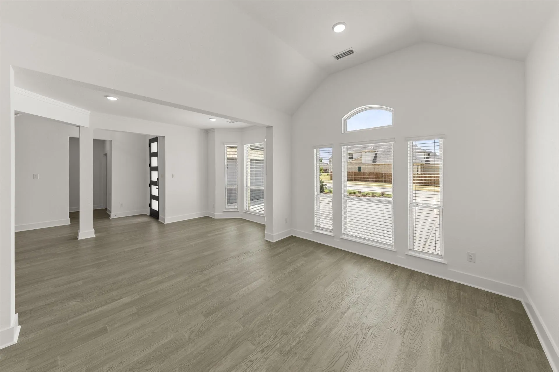 Single Family Residence For Sale in Ellis County , 761 Emerald Valley Drive, Ovilla, Texas 75154, 4 Bedroom, 4 Bathroom, 2 Garage spaces, 3,310 Sqft, built in 2025, New Construction - Complete, mls#20621388, Real Estate Agent in Ovilla, Homes For Sale in Ellis county, Homes For Sale in Ovilla, Realtor in Ovilla Texas, Real Estate Brokerage Independent Realty Texas, Luminita Cordes Realtor