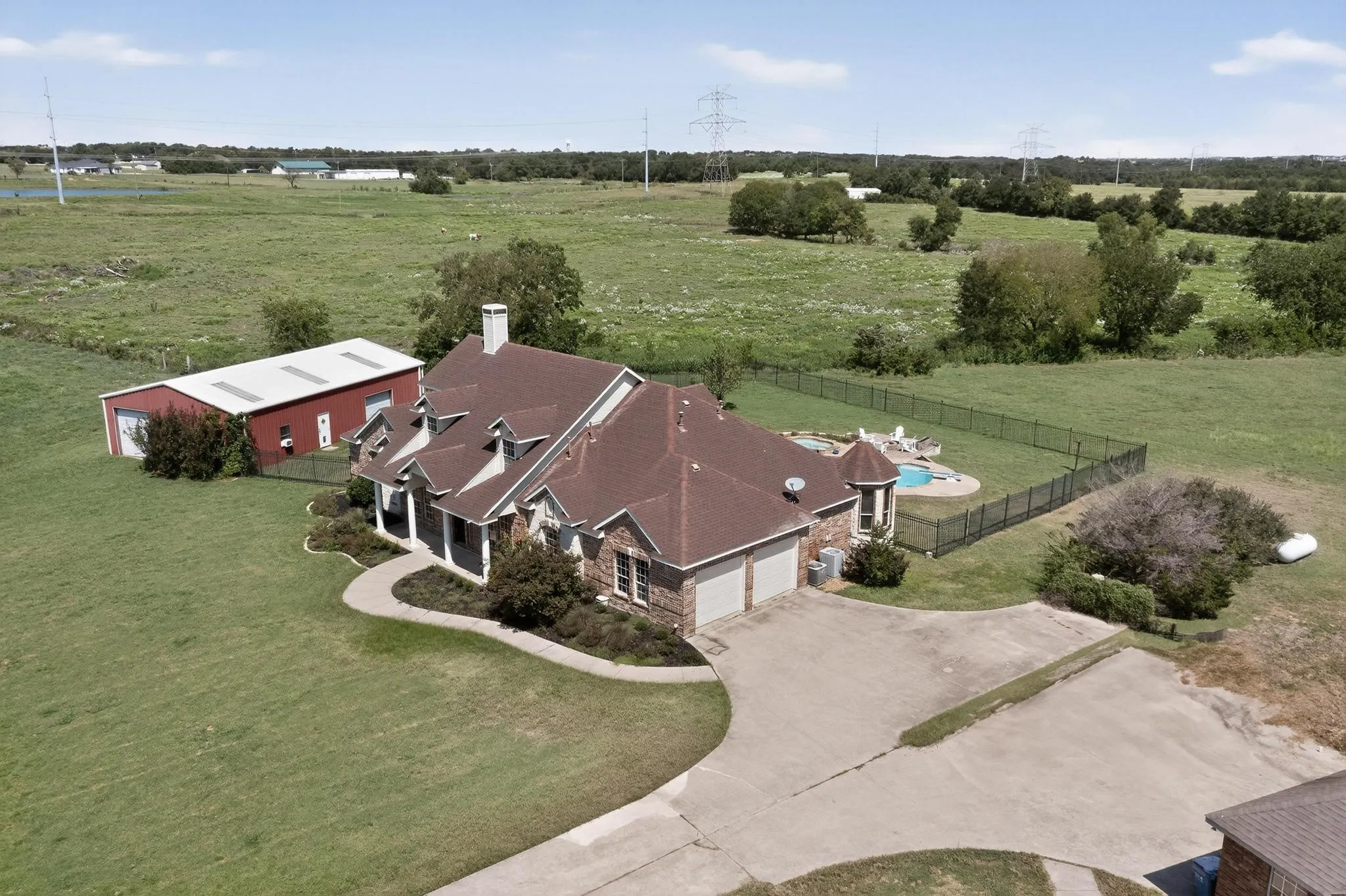 Single Family Residence For Sale in Kaufman County , 12578 Saddle Club Drive, Forney, Texas 75126, 4 Bedroom, 4 Bathroom, 2 Garage spaces, 4,309 Sqft, built in 2000, mls#20619189, Real Estate Agent in Forney, Homes For Sale in Kaufman county, Homes For Sale in Forney, Realtor in Forney Texas, Real Estate Brokerage Independent Realty Texas, Luminita Cordes Realtor