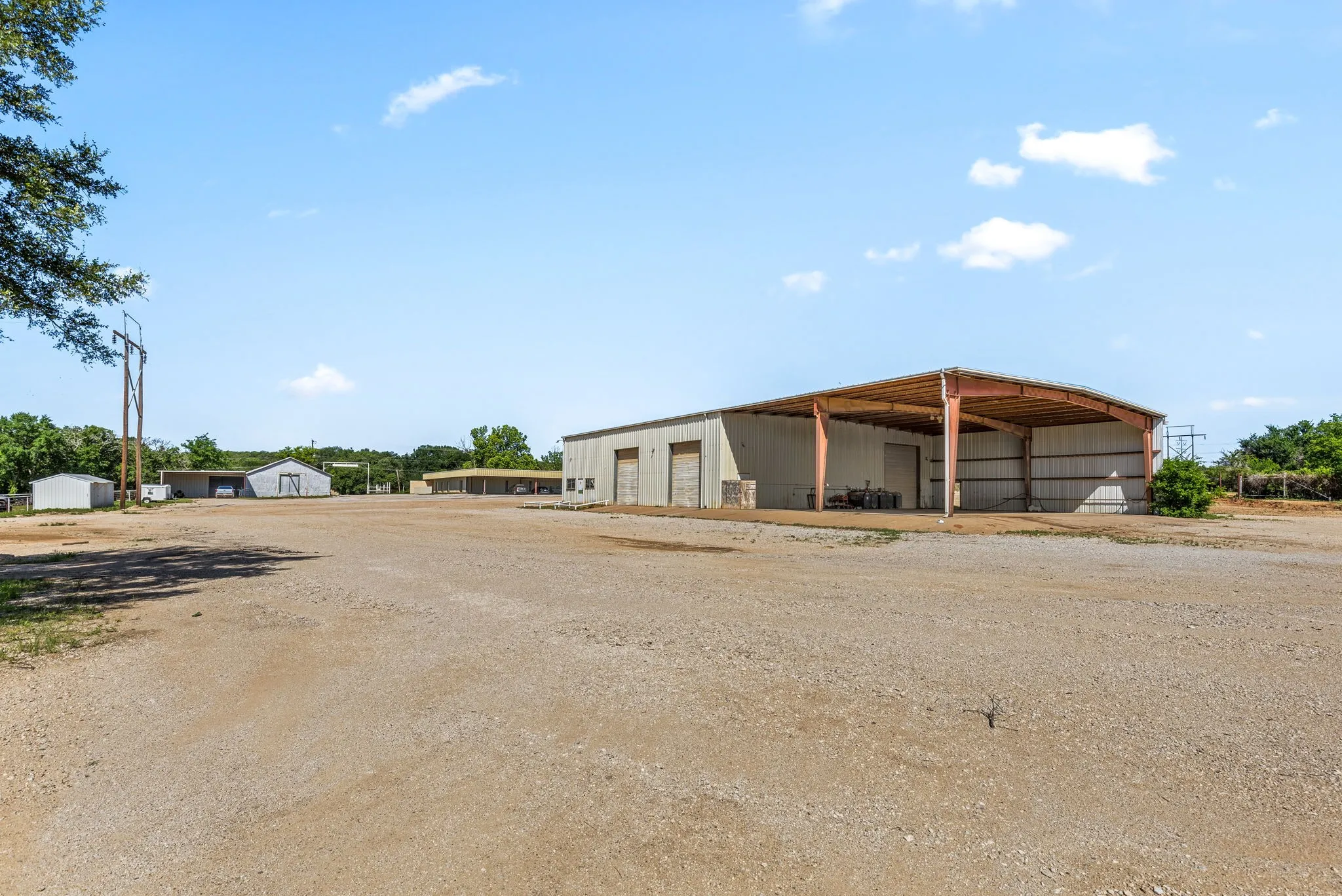 Industrial For Sale in Young County , 528 US Highway 380 W, Graham, Texas 76450, 0, 0, Garage spaces, 0 Sqft, built in 1989, Preowned, Price $889,700, mls#20626169, Real Estate Agent in Graham, Homes For Sale in Young county, Homes For Sale in Graham, Realtor in Graham Texas, Real Estate Brokerage Independent Realty Texas, Luminita Cordes Realtor