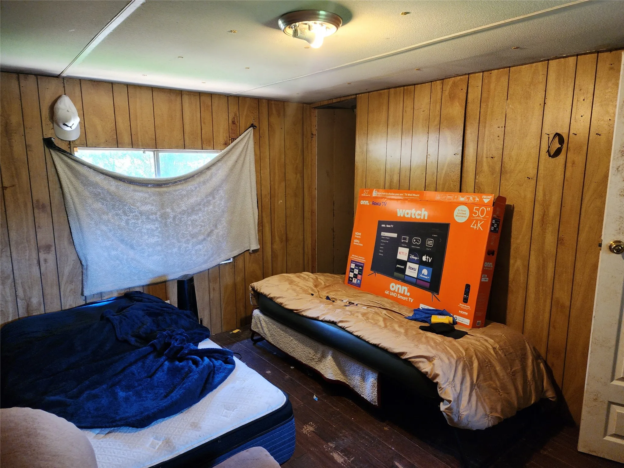 Mobile Home For Sale in Johnson County , 6001 County Road 805c, Cleburne, Texas 76031, 3 Bedrooms, 3 Bathrooms, Garage spaces, 720 Sqft, built in 0, Unknown, Price $139,900, mls#20617385, Real Estate Agent in Cleburne, Homes For Sale in Johnson county, Homes For Sale in Cleburne, Realtor in Cleburne Texas, Real Estate Brokerage Independent Realty Texas, Luminita Cordes Realtor