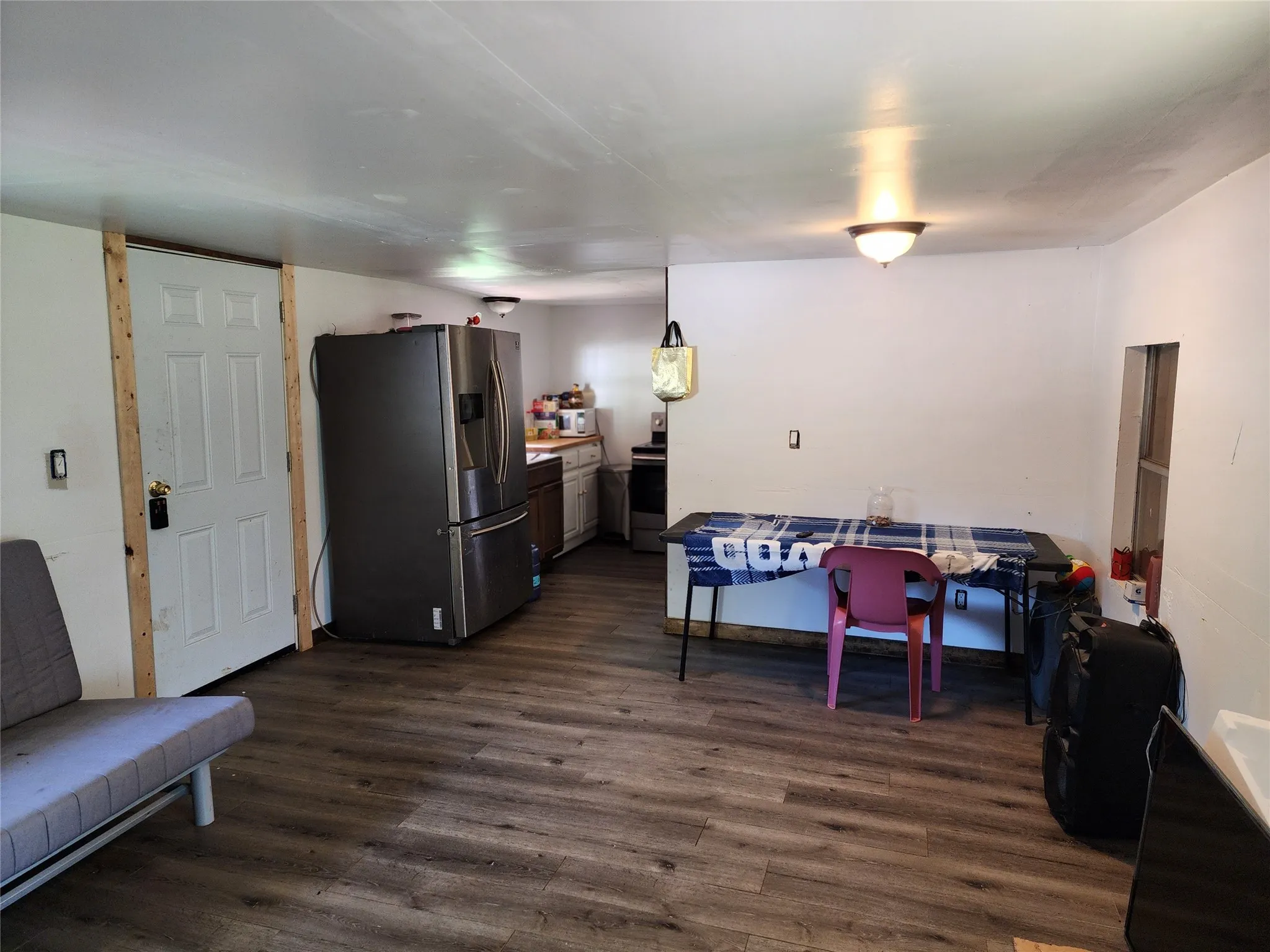 Mobile Home For Sale in Johnson County , 6001 County Road 805c, Cleburne, Texas 76031, 3 Bedrooms, 3 Bathrooms, Garage spaces, 720 Sqft, built in 0, Unknown, Price $139,900, mls#20617385, Real Estate Agent in Cleburne, Homes For Sale in Johnson county, Homes For Sale in Cleburne, Realtor in Cleburne Texas, Real Estate Brokerage Independent Realty Texas, Luminita Cordes Realtor