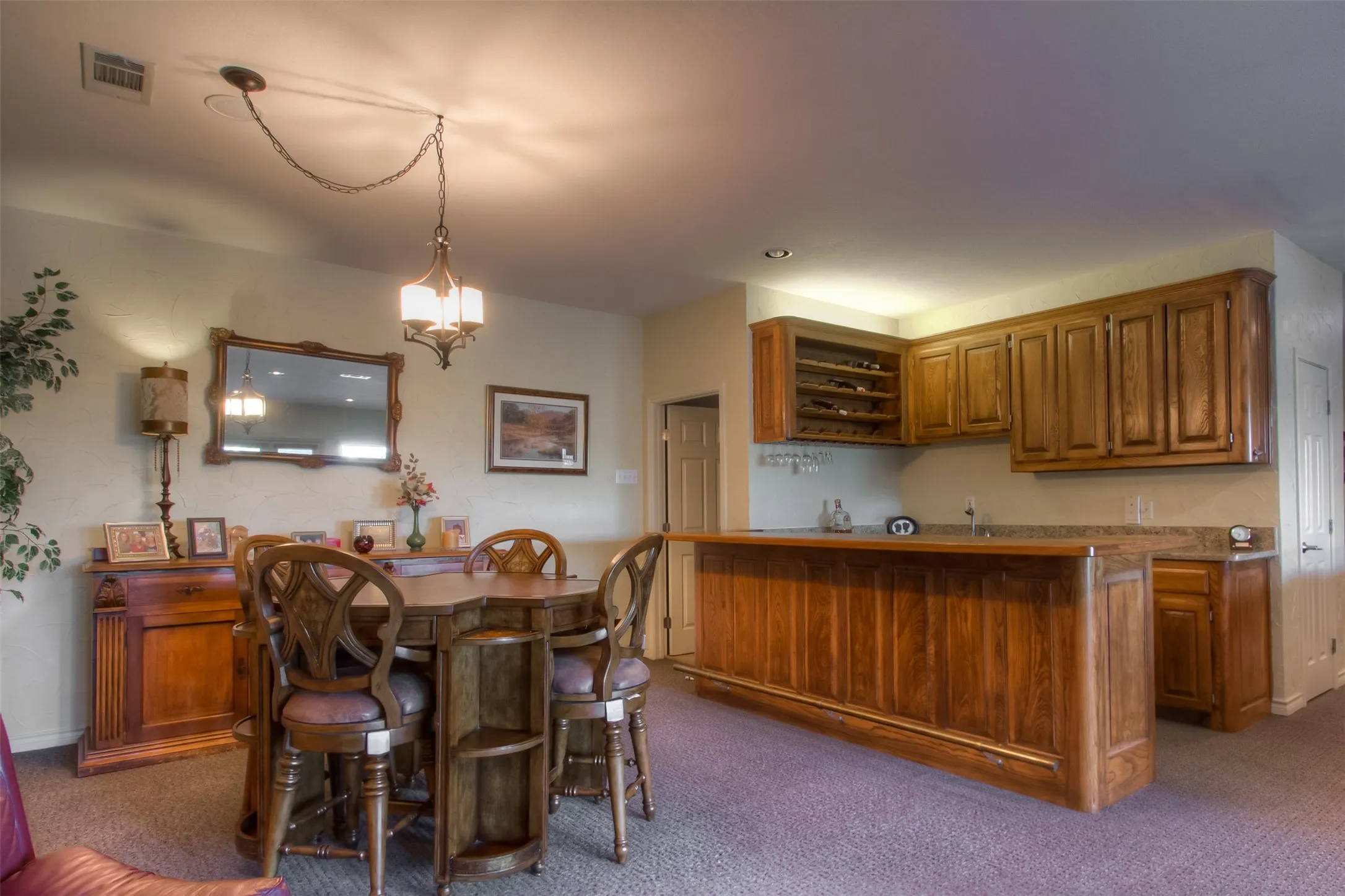 Single Family Residence For Sale in Tarrant County , 9625 Lechner Road, Fort Worth, Texas 76179, 4 Bedroom, 5 Bathroom, 2 Garage spaces, 5,352 Sqft, built in 1991, Preowned, mls#20622293, Real Estate Agent in Fort Worth, Homes For Sale in Tarrant county, Homes For Sale in Fort Worth, Realtor in Fort Worth Texas, Real Estate Brokerage Independent Realty Texas, Luminita Cordes Realtor
