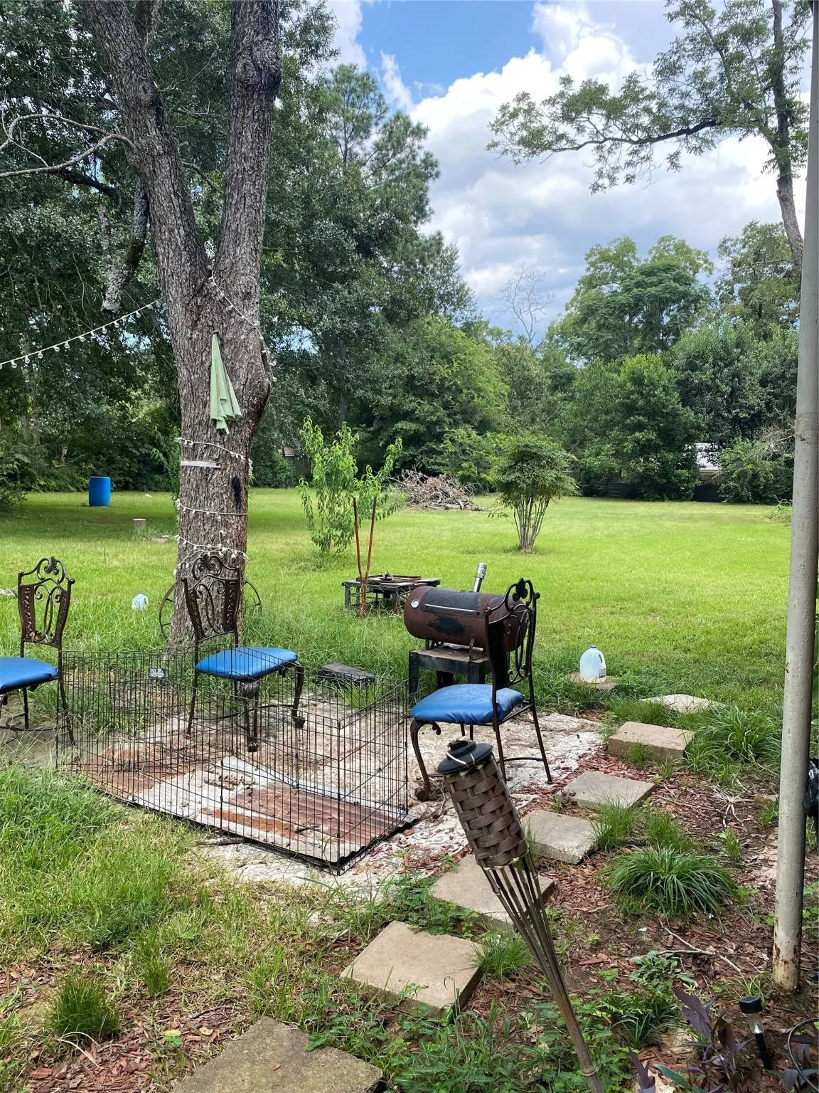Single Family Residence For Sale in San Augustine County , 801 E Hospital Street, San Augustine, Texas 75972, 6 Bedrooms, 4 Bathrooms, 2 Garage spaces, 4,140 Sqft, built in 1970, Price $329,900, mls#20639180, Real Estate Agent in San Augustine, Homes For Sale in San Augustine county, Homes For Sale in San Augustine, Realtor in San Augustine Texas, Real Estate Brokerage Independent Realty Texas, Luminita Cordes Realtor