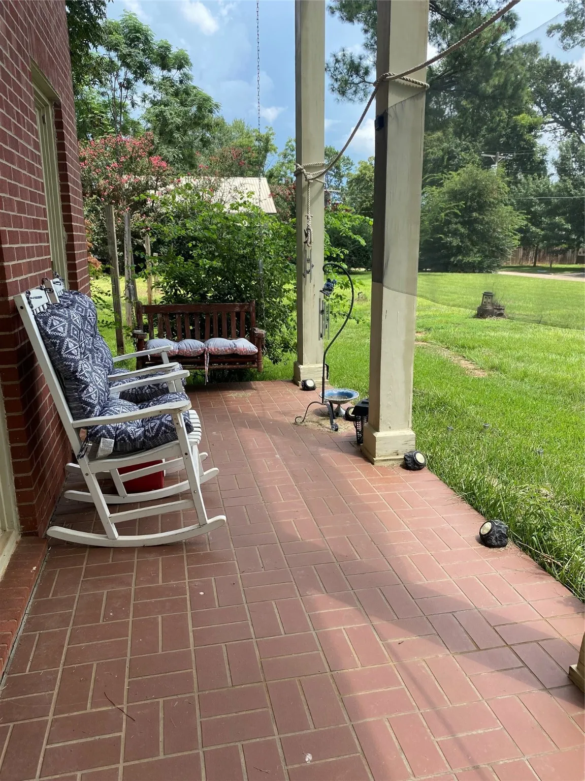 Single Family Residence For Sale in San Augustine County , 801 E Hospital Street, San Augustine, Texas 75972, 6 Bedrooms, 4 Bathrooms, 2 Garage spaces, 4,140 Sqft, built in 1970, Price $329,900, mls#20639180, Real Estate Agent in San Augustine, Homes For Sale in San Augustine county, Homes For Sale in San Augustine, Realtor in San Augustine Texas, Real Estate Brokerage Independent Realty Texas, Luminita Cordes Realtor