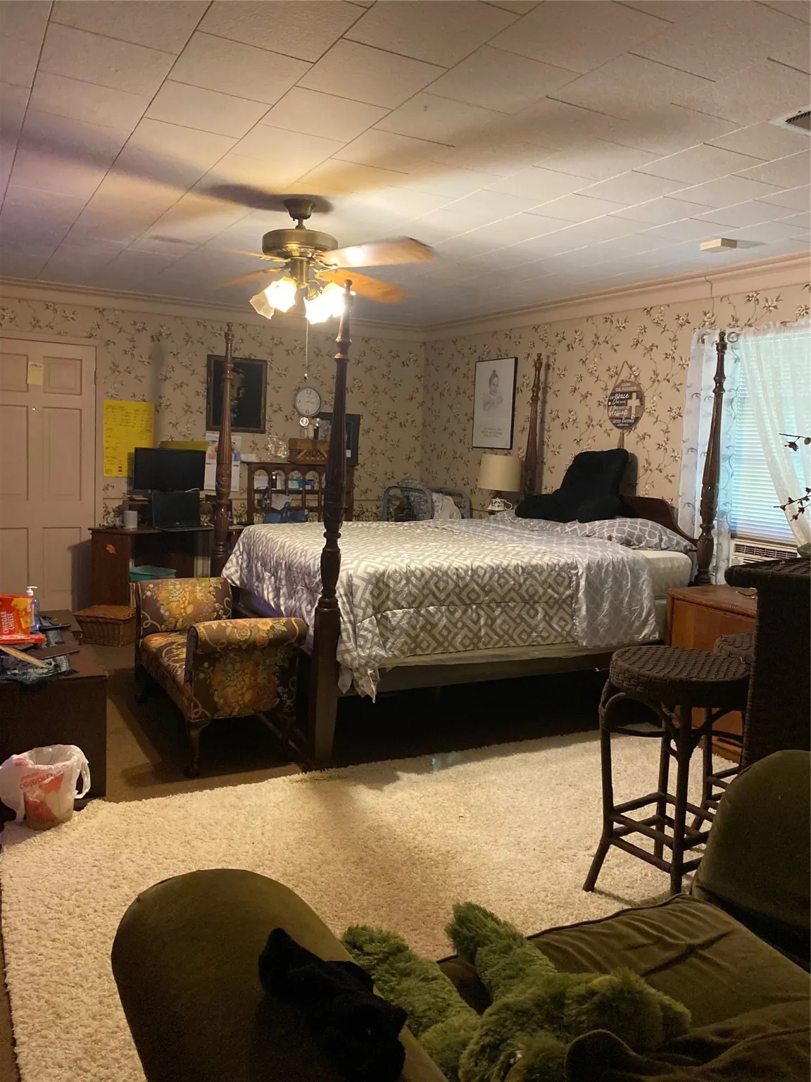 Single Family Residence For Sale in San Augustine County , 801 E Hospital Street, San Augustine, Texas 75972, 6 Bedrooms, 4 Bathrooms, 2 Garage spaces, 4,140 Sqft, built in 1970, Price $329,900, mls#20639180, Real Estate Agent in San Augustine, Homes For Sale in San Augustine county, Homes For Sale in San Augustine, Realtor in San Augustine Texas, Real Estate Brokerage Independent Realty Texas, Luminita Cordes Realtor