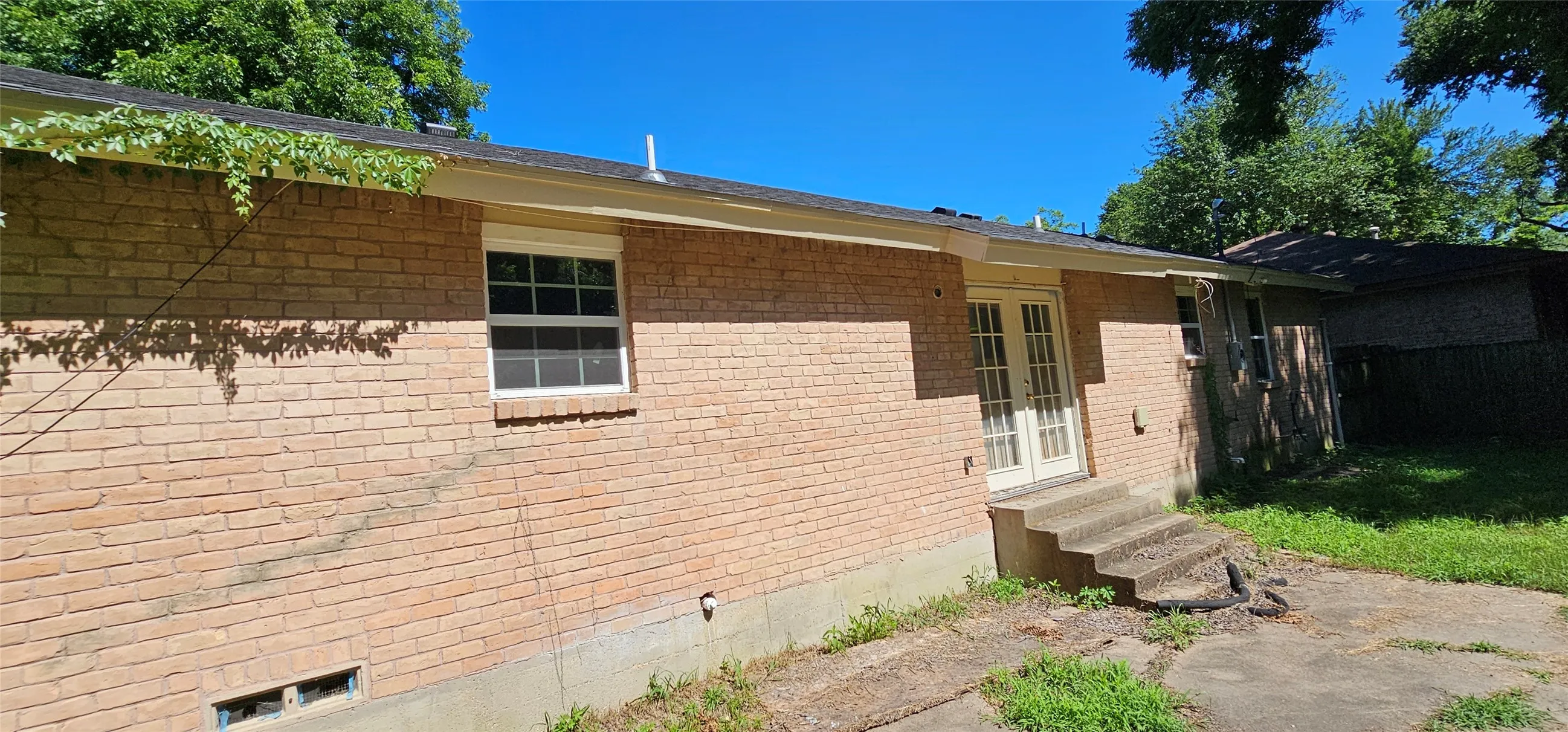 View of side of property