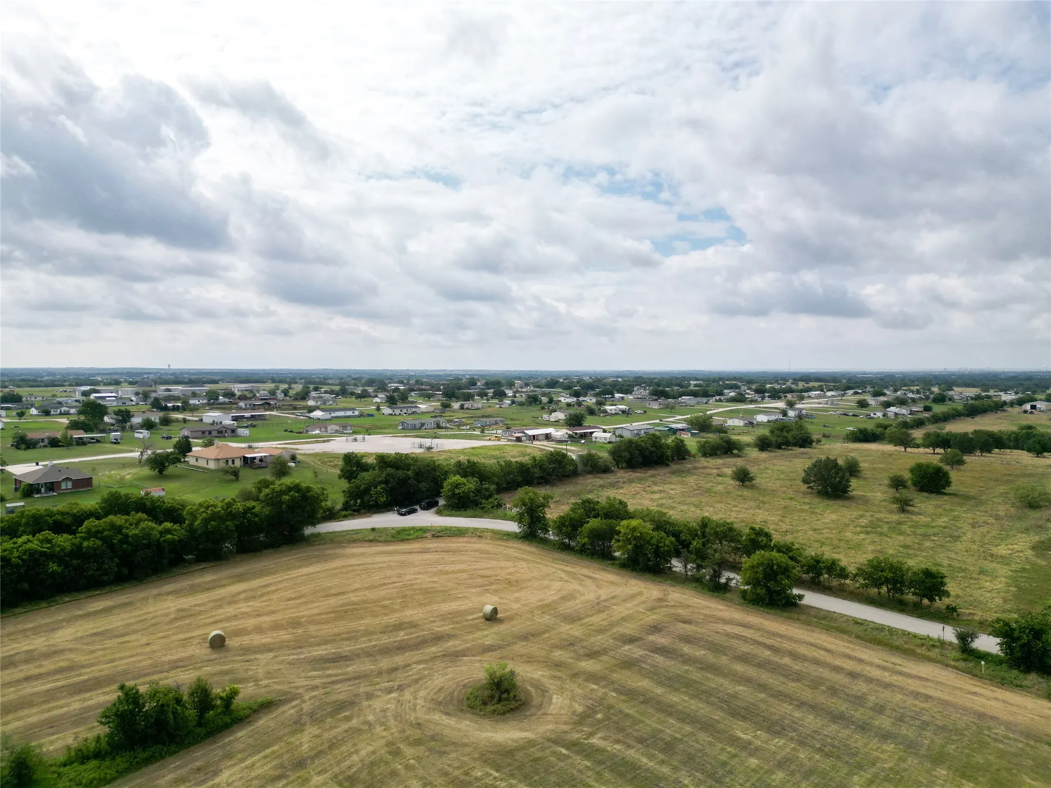 Unimproved Land For Sale in Denton County , 10955 Swafford Road, Ponder, Texas 76259, 0, 0, Garage spaces, 0 Sqft, built in 0, Price $1,300,000, mls#20652893, Real Estate Agent in Ponder, Homes For Sale in Denton county, Homes For Sale in Ponder, Realtor in Ponder Texas, Real Estate Brokerage Independent Realty Texas, Luminita Cordes Realtor