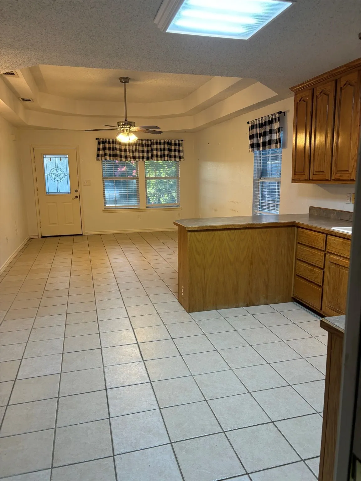 Looking back from kitchen to entry