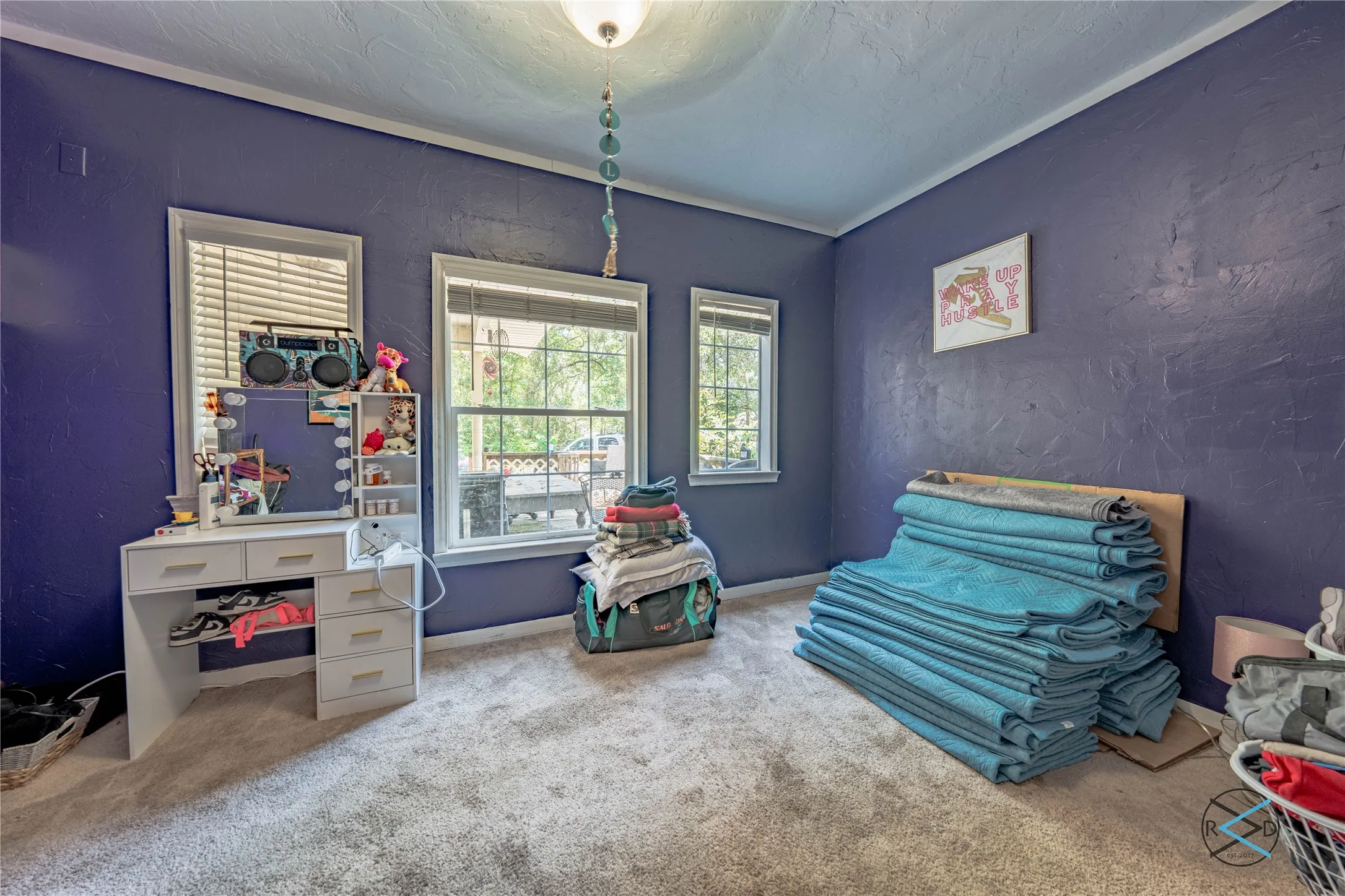 Single Family Residence For Sale in Henderson County , 114 Lakeway Lane, Gun Barrel City, Texas 75156, 4 Bedroom, 2 Bathroom, Garage spaces, 2,208 Sqft, built in 1998, Price $179,000, mls#20674841, Real Estate Agent in Gun Barrel City, Homes For Sale in Henderson county, Homes For Sale in Gun Barrel City, Realtor in Gun Barrel City Texas, Real Estate Brokerage Independent Realty Texas, Luminita Cordes Realtor