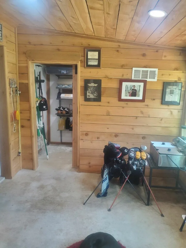 Single Family Residence For Sale in Wise County , 299 Private Road 1452, Chico, Texas 76431, 1 Bedroom, 1 Bathroom, Garage spaces, 675 Sqft, built in 2016, mls#20675371, Real Estate Agent in Chico, Homes For Sale in Wise county, Homes For Sale in Chico, Realtor in Chico Texas, Real Estate Brokerage Independent Realty Texas, Luminita Cordes Realtor