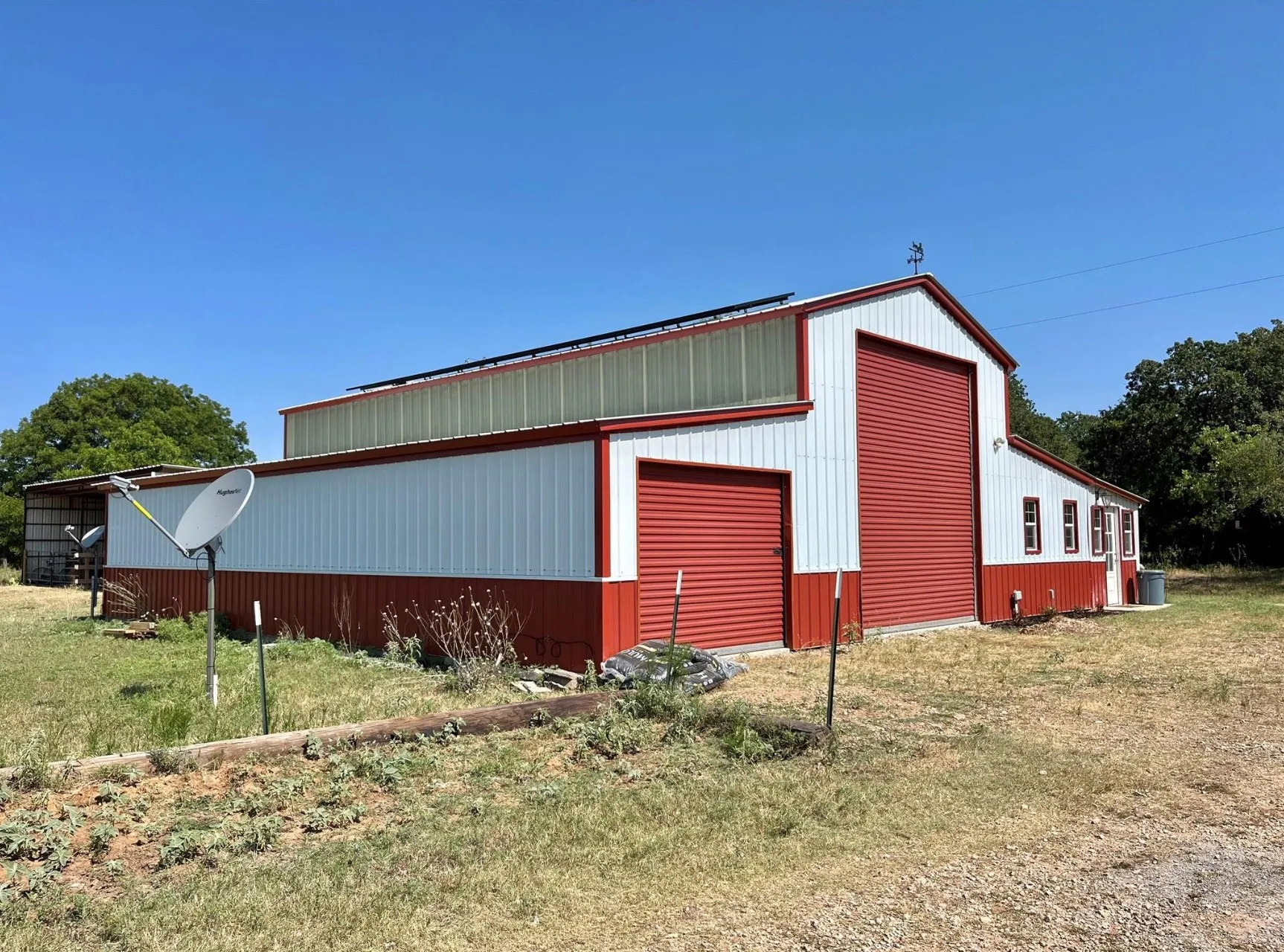Single Family Residence For Sale in Wise County , 299 Private Road 1452, Chico, Texas 76431, 1 Bedroom, 1 Bathroom, Garage spaces, 675 Sqft, built in 2016, mls#20675371, Real Estate Agent in Chico, Homes For Sale in Wise county, Homes For Sale in Chico, Realtor in Chico Texas, Real Estate Brokerage Independent Realty Texas, Luminita Cordes Realtor