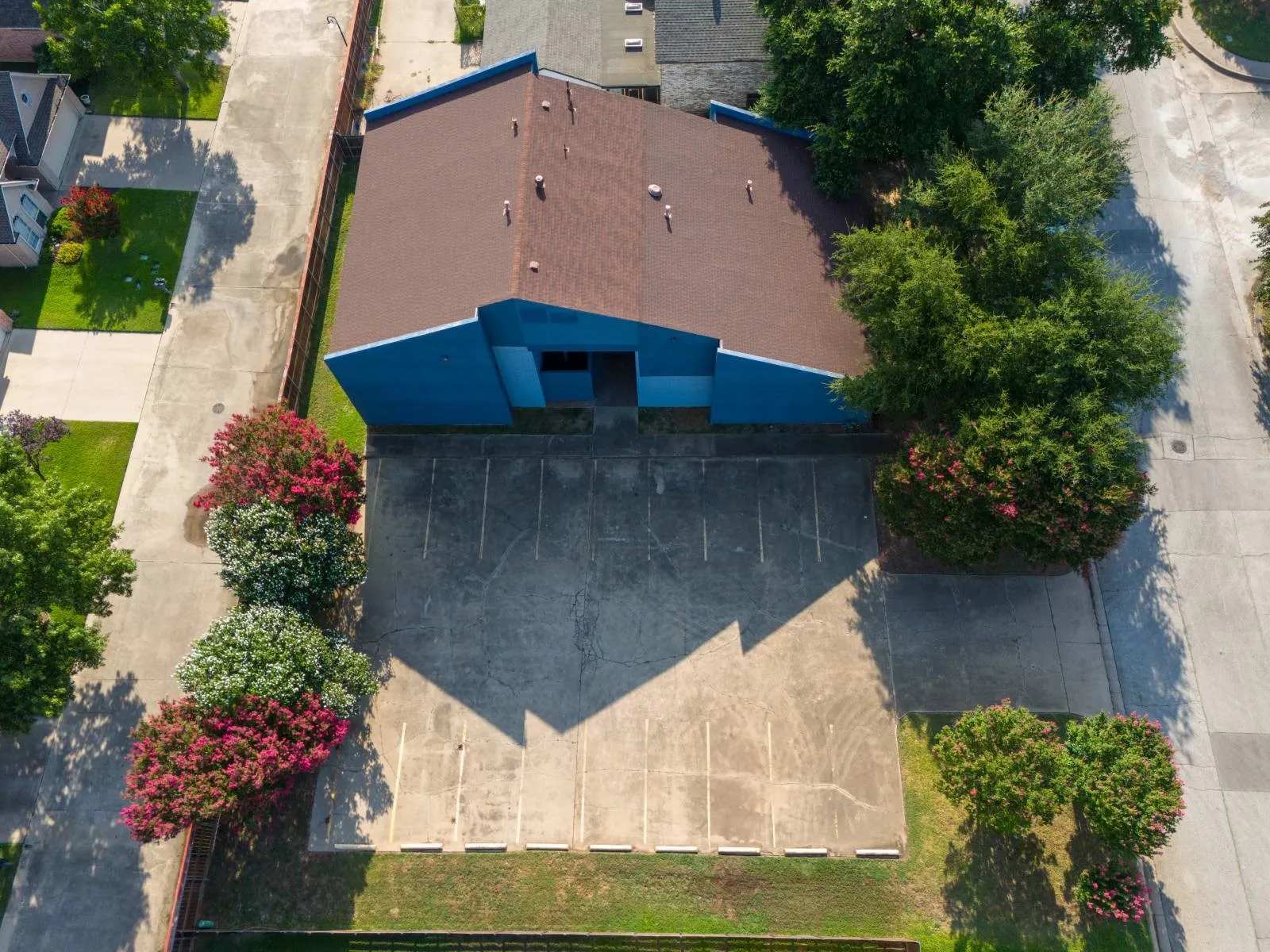 Birds eye view of property