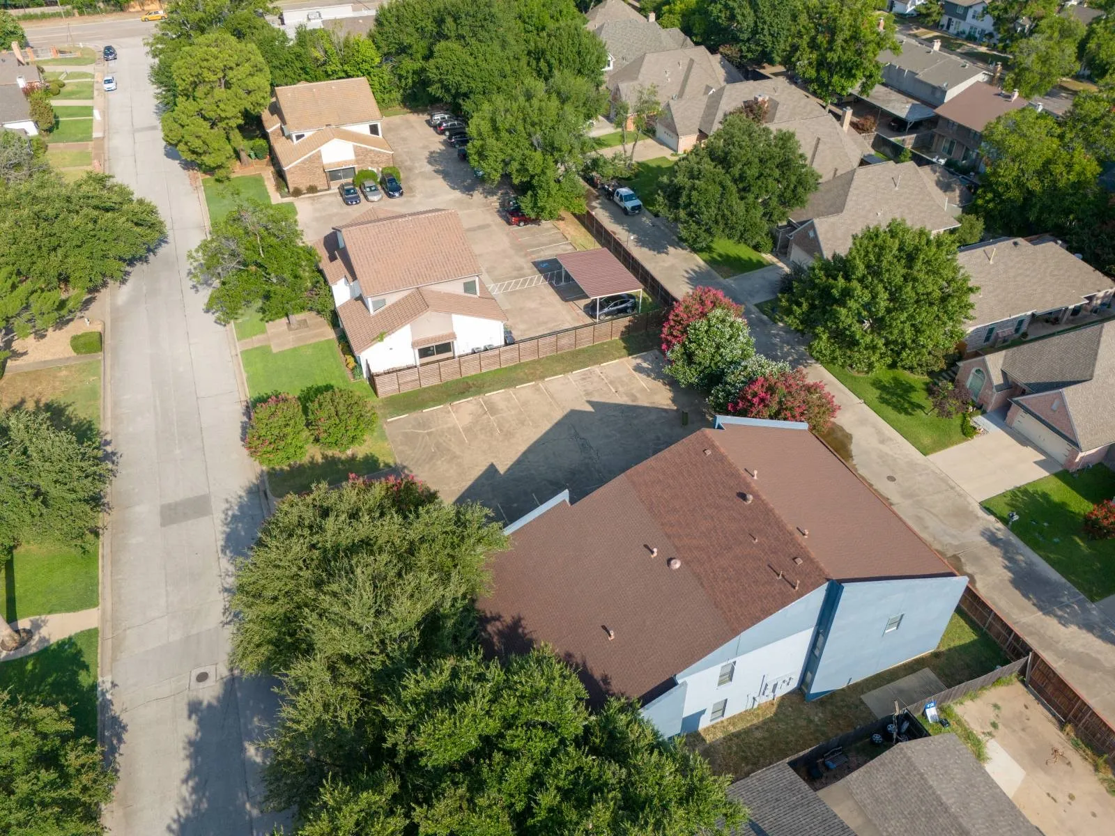 Birds eye view of property