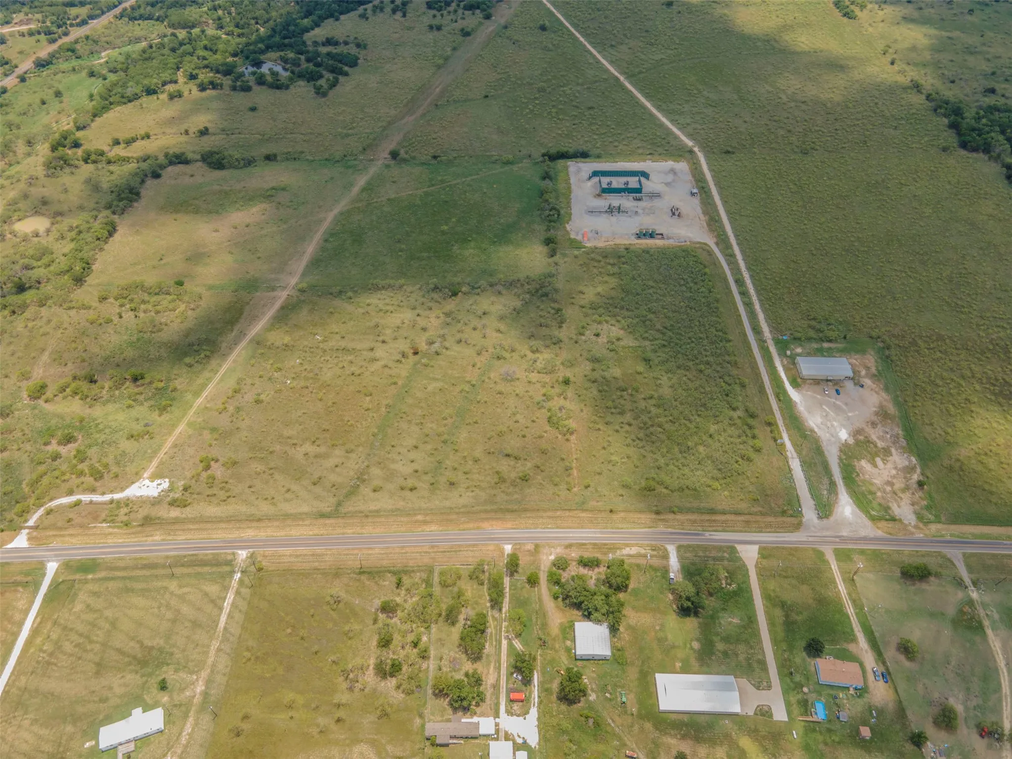 Aerial view featuring a rural view
