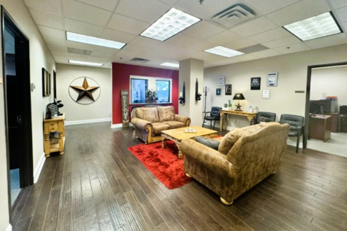 Suite 101