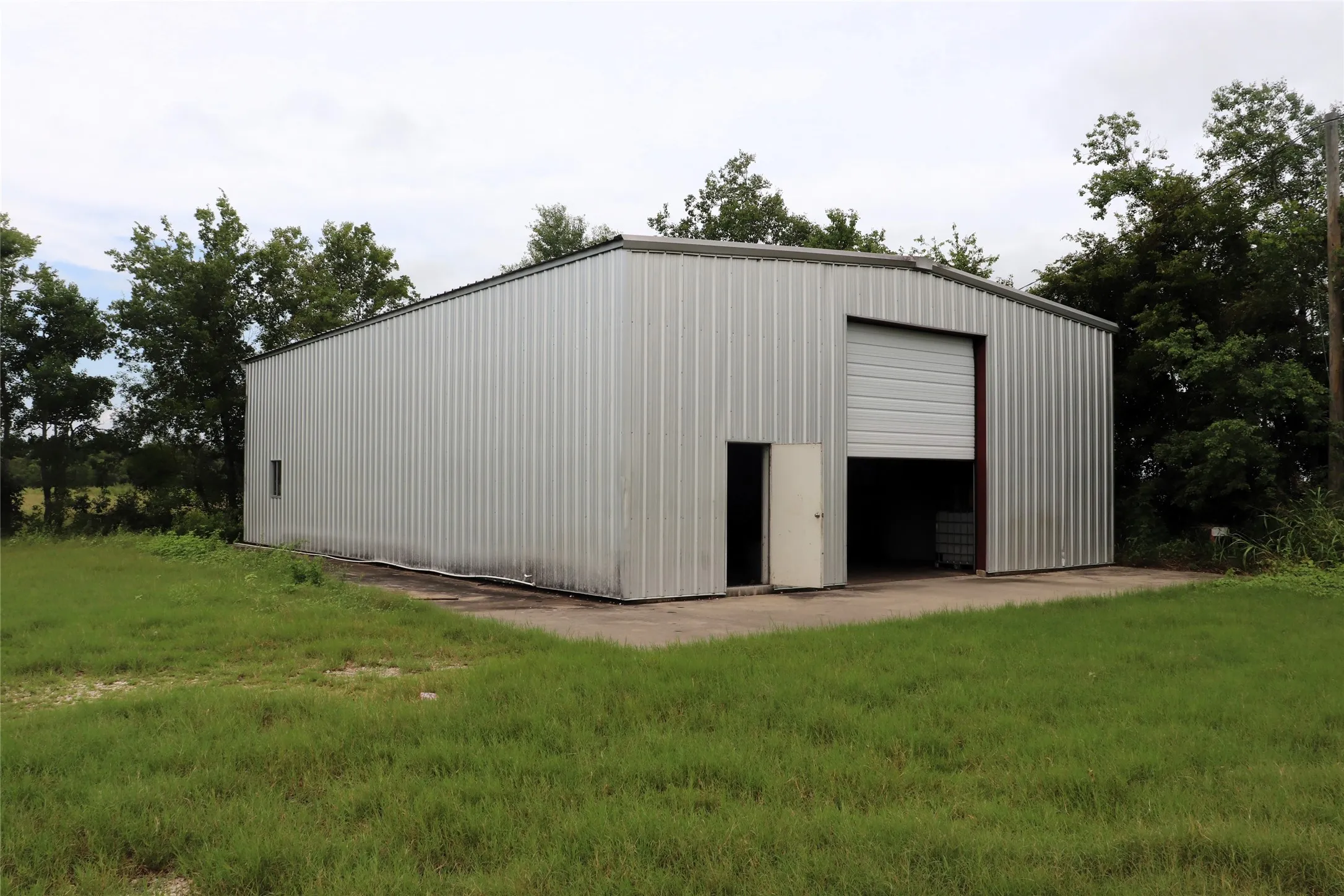Warehouse For Sale in Liberty County , 86 FM 770, Liberty, Texas 77575, 0, 0, Garage spaces, 0 Sqft, built in 2004, Preowned, Price $399,500, mls#20682859, Real Estate Agent in Liberty, Homes For Sale in Liberty county, Homes For Sale in Liberty, Realtor in Liberty Texas, Real Estate Brokerage Independent Realty Texas, Luminita Cordes Realtor
