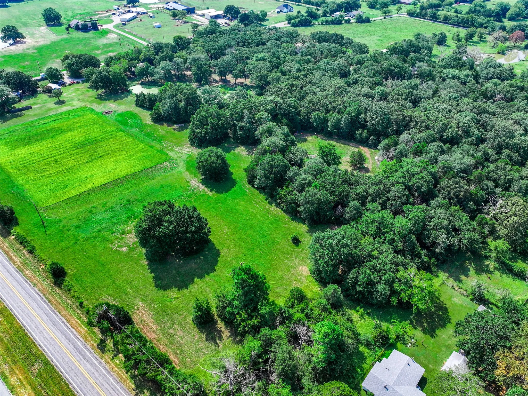 Improved Land For Sale in Hunt County , 130 County Road 3106, Campbell, Texas 75422, 0, 0, Garage spaces, 0 Sqft, built in 1975, Price $1,925,000, mls#20687398, Real Estate Agent in Campbell, Homes For Sale in Hunt county, Homes For Sale in Campbell, Realtor in Campbell Texas, Real Estate Brokerage Independent Realty Texas, Luminita Cordes Realtor