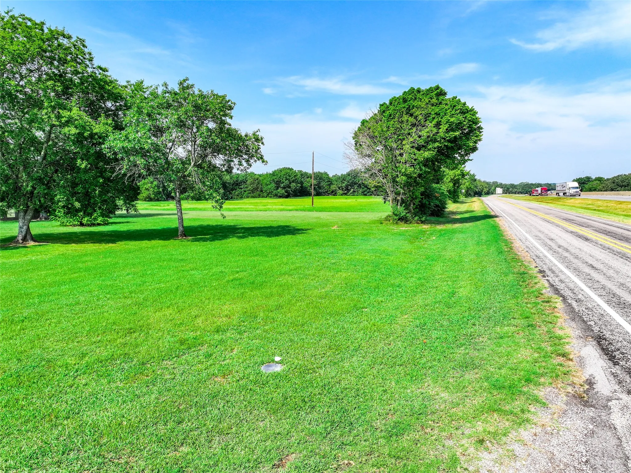 Improved Land For Sale in Hunt County , 130 County Road 3106, Campbell, Texas 75422, 0, 0, Garage spaces, 0 Sqft, built in 1975, Price $1,925,000, mls#20687398, Real Estate Agent in Campbell, Homes For Sale in Hunt county, Homes For Sale in Campbell, Realtor in Campbell Texas, Real Estate Brokerage Independent Realty Texas, Luminita Cordes Realtor