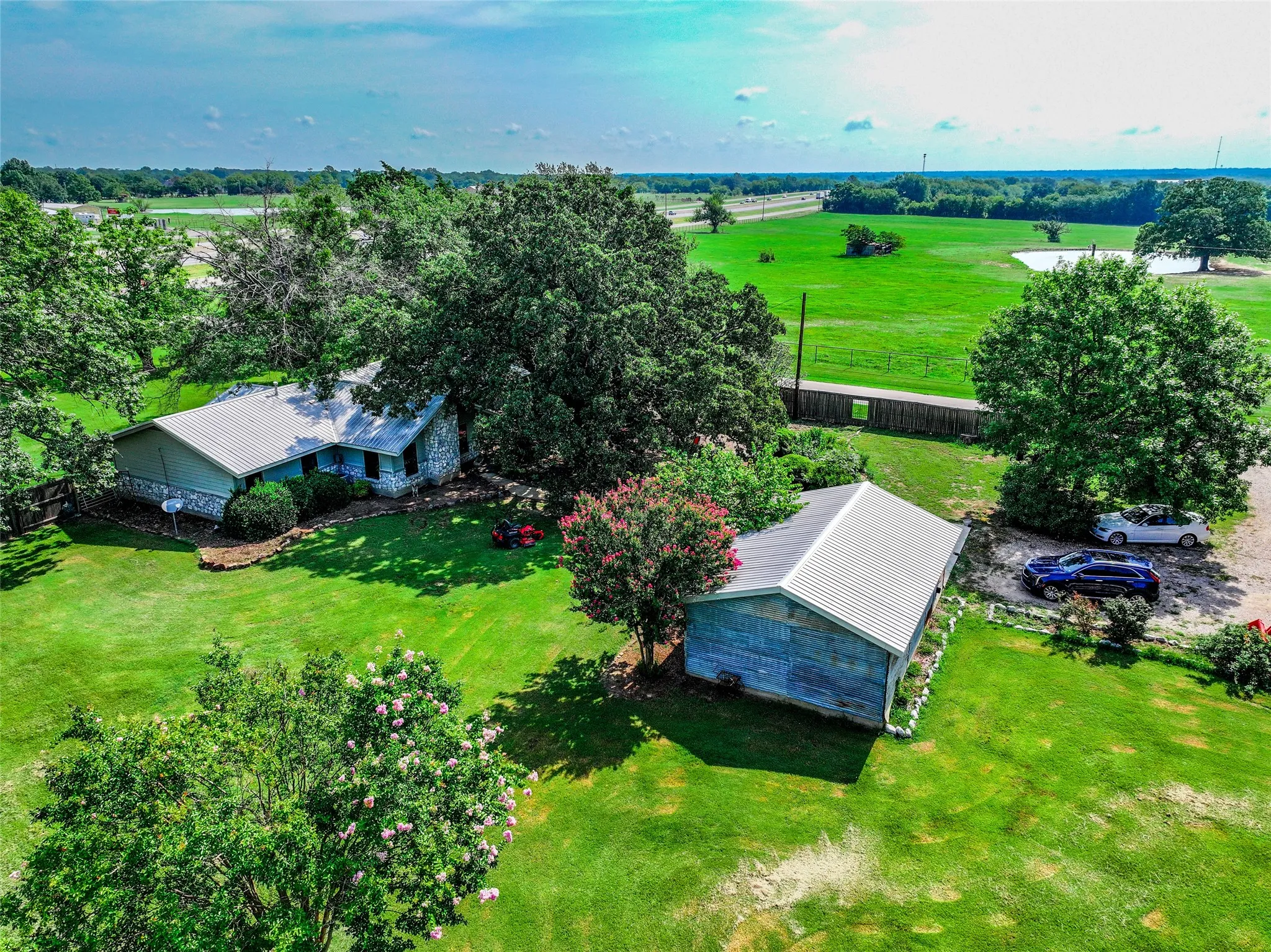 Improved Land For Sale in Hunt County , 130 County Road 3106, Campbell, Texas 75422, 0, 0, Garage spaces, 0 Sqft, built in 1975, Price $1,925,000, mls#20687398, Real Estate Agent in Campbell, Homes For Sale in Hunt county, Homes For Sale in Campbell, Realtor in Campbell Texas, Real Estate Brokerage Independent Realty Texas, Luminita Cordes Realtor