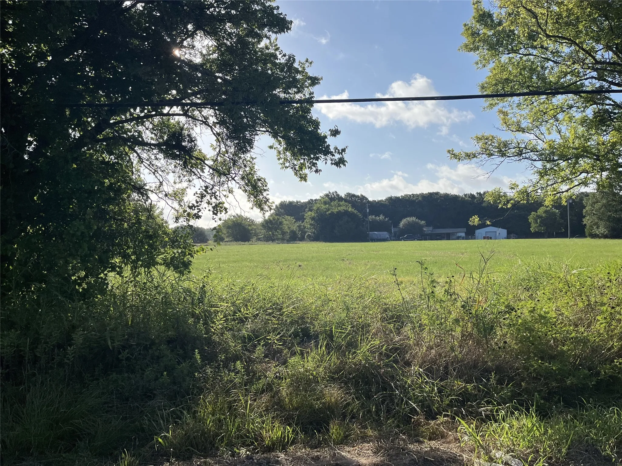 Unimproved Land For Sale in Hunt County , 210 Tomahawk Drive, West Tawakoni, Texas 75474, 0, 0, Garage spaces, 0 Sqft, built in 0, mls#20690189, Real Estate Agent in West Tawakoni, Homes For Sale in Hunt county, Homes For Sale in West Tawakoni, Realtor in West Tawakoni Texas, Real Estate Brokerage Independent Realty Texas, Luminita Cordes Realtor