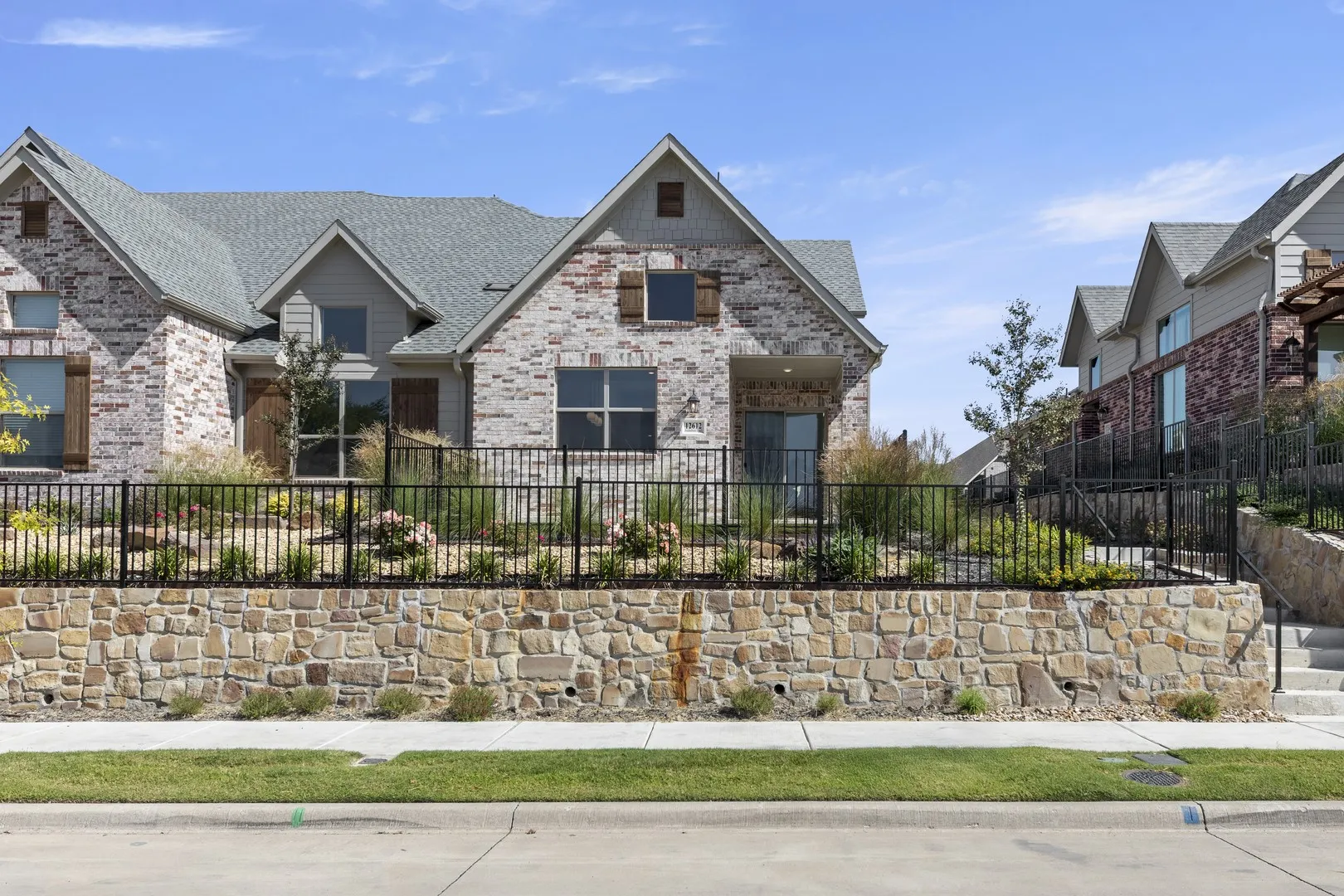 02. 12612 Audubon - Front