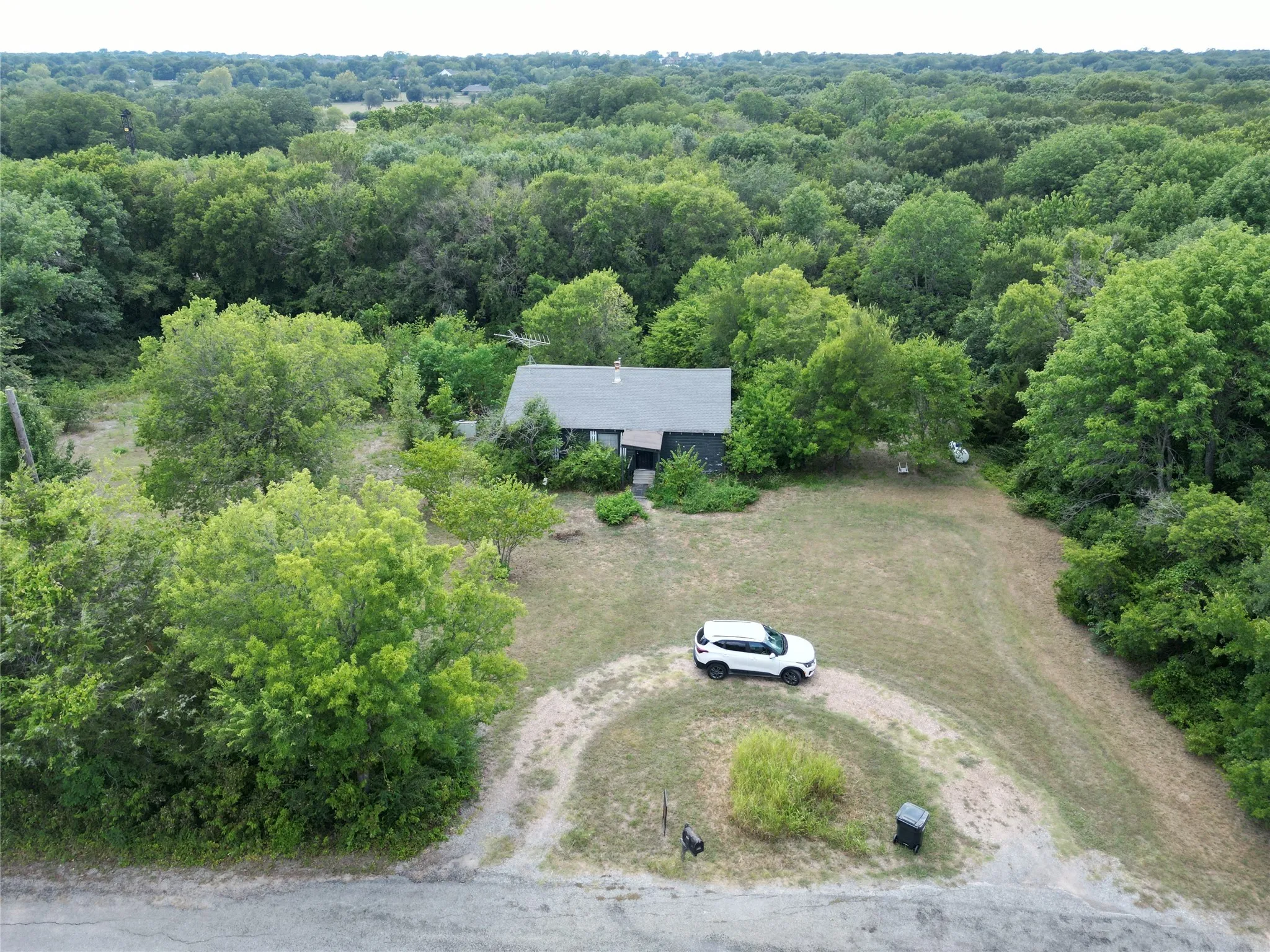 Birds eye view of property