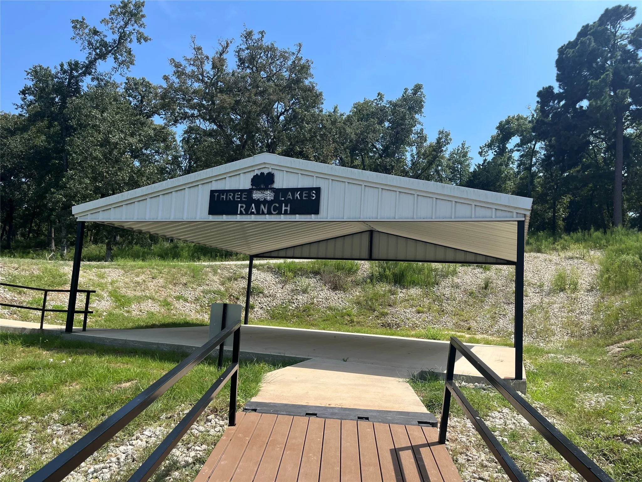 Unimproved Land For Sale in Leon County , 94 PR 1315 10.01 Acre TR 94, Centerville, Texas 75833, 0, 0, Garage spaces, 0 Sqft, built in 0, mls#20700293, Real Estate Agent in Centerville, Homes For Sale in Leon county, Homes For Sale in Centerville, Realtor in Centerville Texas, Real Estate Brokerage Independent Realty Texas, Luminita Cordes Realtor