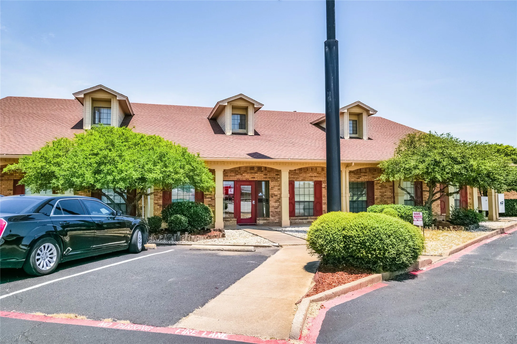Office For Rent in Tarrant County , 405 Airport Freeway Private Offices, Bedford, Texas 76021, 0, 0, Garage spaces, 0 Sqft, built in 1981, Preowned, mls#20700457, Real Estate Agent in Bedford, Homes For Rent in Tarrant county, Homes For Rent in Bedford, Realtor in Bedford Texas, Real Estate Brokerage Independent Realty Texas, Luminita Cordes Realtor