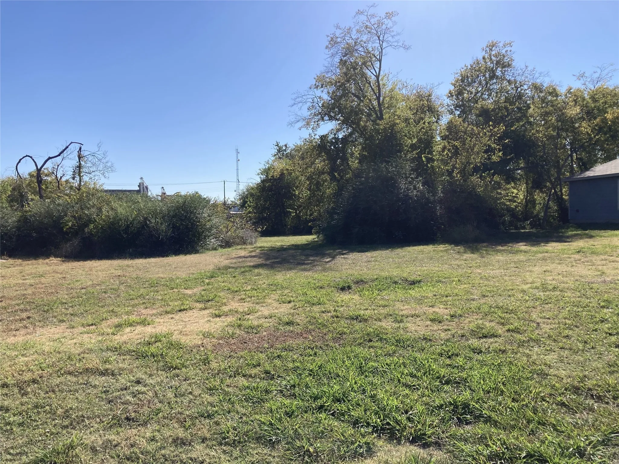 Unimproved Land For Sale in Hunt County , 2117 Henry Street, Greenville, Texas 75401, 0, 0, Garage spaces, 0 Sqft, built in 0, Price $94,000, mls#20701084, Real Estate Agent in Greenville, Homes For Sale in Hunt county, Homes For Sale in Greenville, Realtor in Greenville Texas, Real Estate Brokerage Independent Realty Texas, Luminita Cordes Realtor