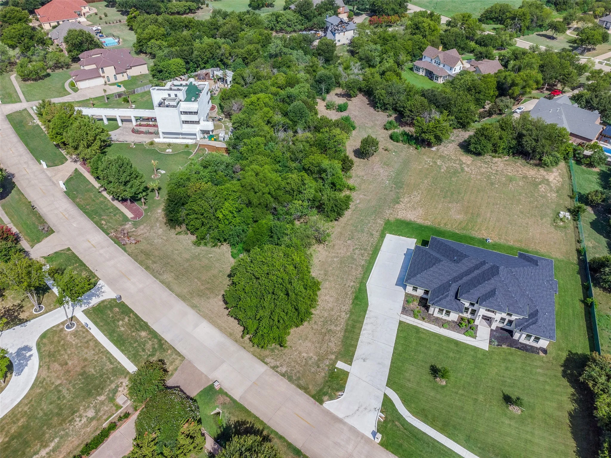 Unimproved Land For Sale in Dallas County , 2837 S Lakeview Drive, Cedar Hill, Texas 75104, 0, 0, Garage spaces, 0 Sqft, built in 0, Price $270,000, mls#20701035, Real Estate Agent in Cedar Hill, Homes For Sale in Dallas county, Homes For Sale in Cedar Hill, Realtor in Cedar Hill Texas, Real Estate Brokerage Independent Realty Texas, Luminita Cordes Realtor