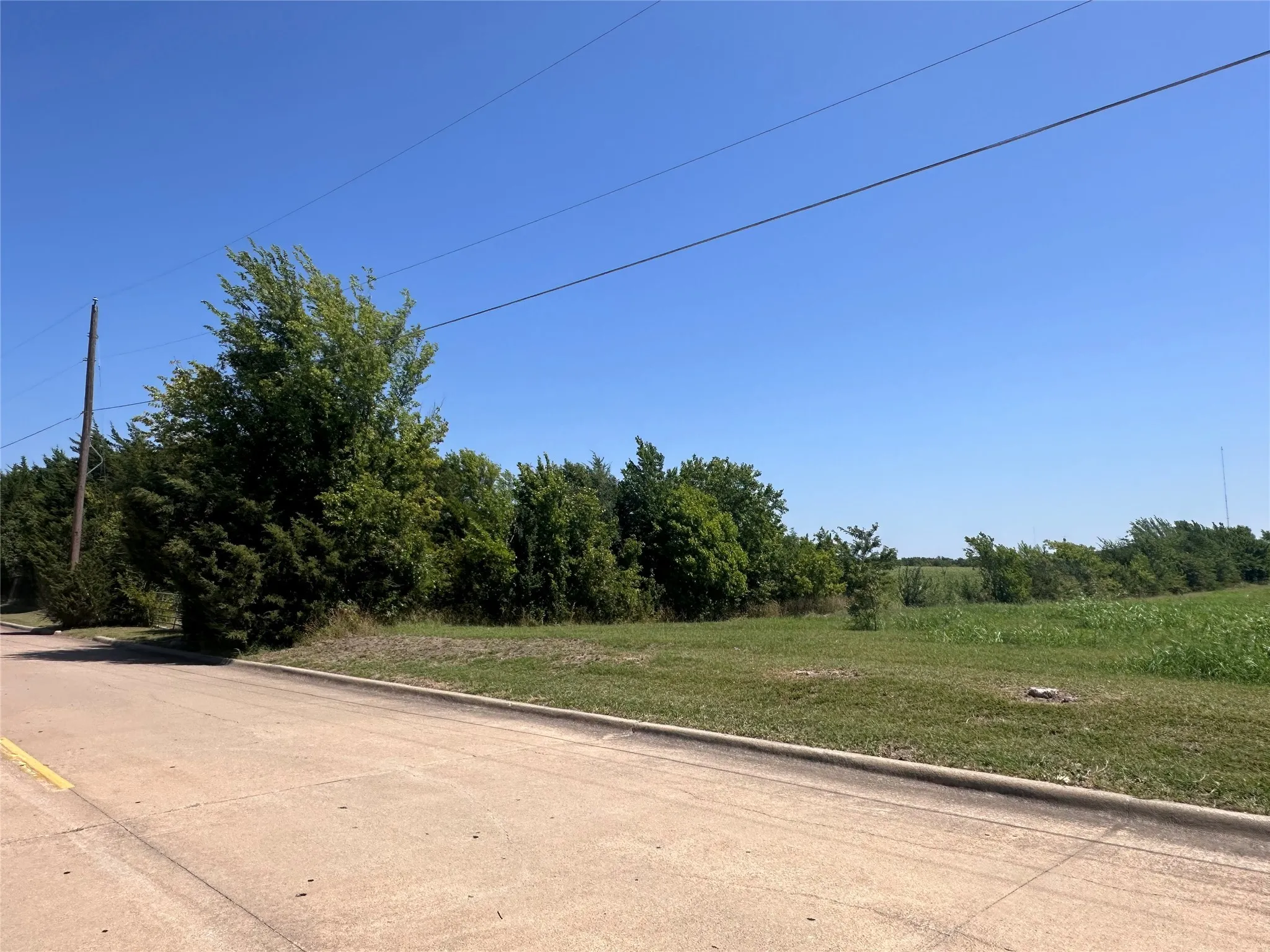 Unimproved Land For Sale in Grayson County , 0000 Texoma Parkway, Sherman, Texas 75090, 0, 0, Garage spaces, 0 Sqft, built in 0, Price $550,000, mls#20702222, Real Estate Agent in Sherman, Homes For Sale in Grayson county, Homes For Sale in Sherman, Realtor in Sherman Texas, Real Estate Brokerage Independent Realty Texas, Luminita Cordes Realtor