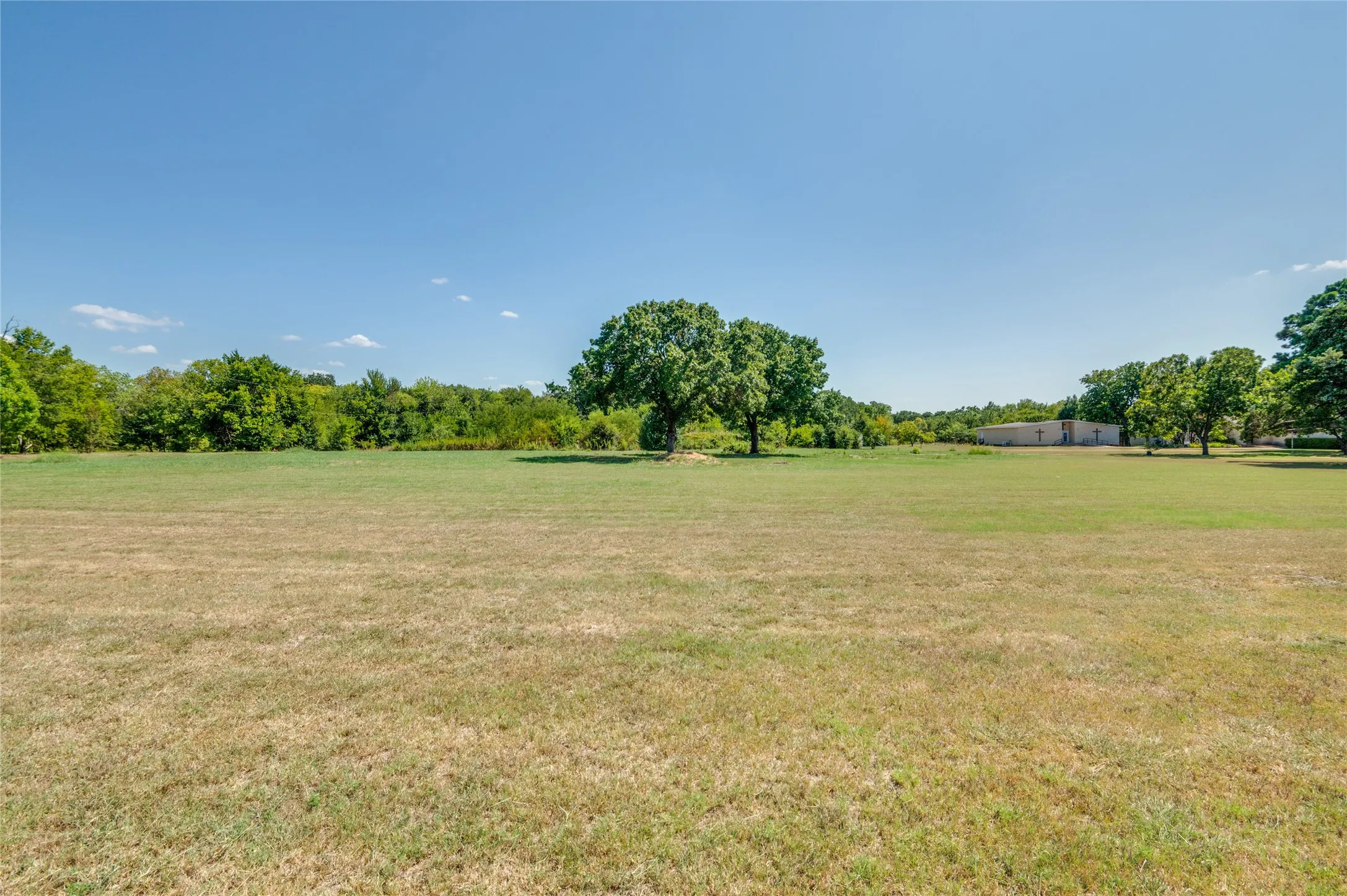 Unimproved Land For Sale in Tarrant County , 2120 W Sublett Road, Arlington, Texas 76017, 0, 0, Garage spaces, 0 Sqft, built in 0, Price $449,900, mls#20704557, Real Estate Agent in Arlington, Homes For Sale in Tarrant county, Homes For Sale in Arlington, Realtor in Arlington Texas, Real Estate Brokerage Independent Realty Texas, Luminita Cordes Realtor