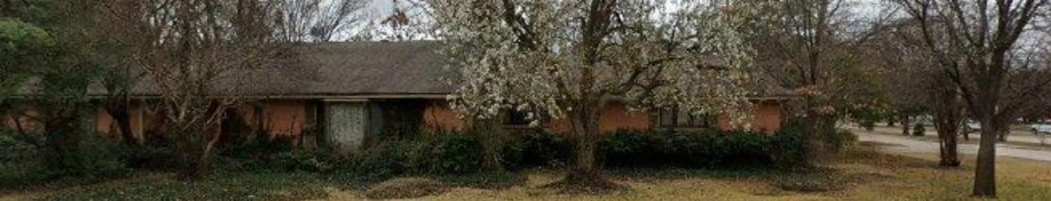 Single Family Residence For Sale in Dallas County , 5208 Caladium Drive, Dallas, Texas 75229, 4 Bedroom, 4 Bathroom, 2 Garage spaces, 4,060 Sqft, built in 1958, mls#20706169, Real Estate Agent in Dallas, Homes For Sale in Dallas county, Homes For Sale in Dallas, Realtor in Dallas Texas, Real Estate Brokerage Independent Realty Texas, Luminita Cordes Realtor