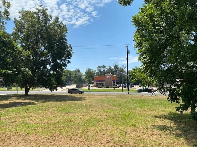 Unimproved Land For Sale in Henderson County , 913 E Tyler Street, Athens, Texas 75751, 0, 0, Garage spaces, 0 Sqft, built in 0, Unknown, Price $485,000, mls#20709395, Real Estate Agent in Athens, Homes For Sale in Henderson county, Homes For Sale in Athens, Realtor in Athens Texas, Real Estate Brokerage Independent Realty Texas, Luminita Cordes Realtor