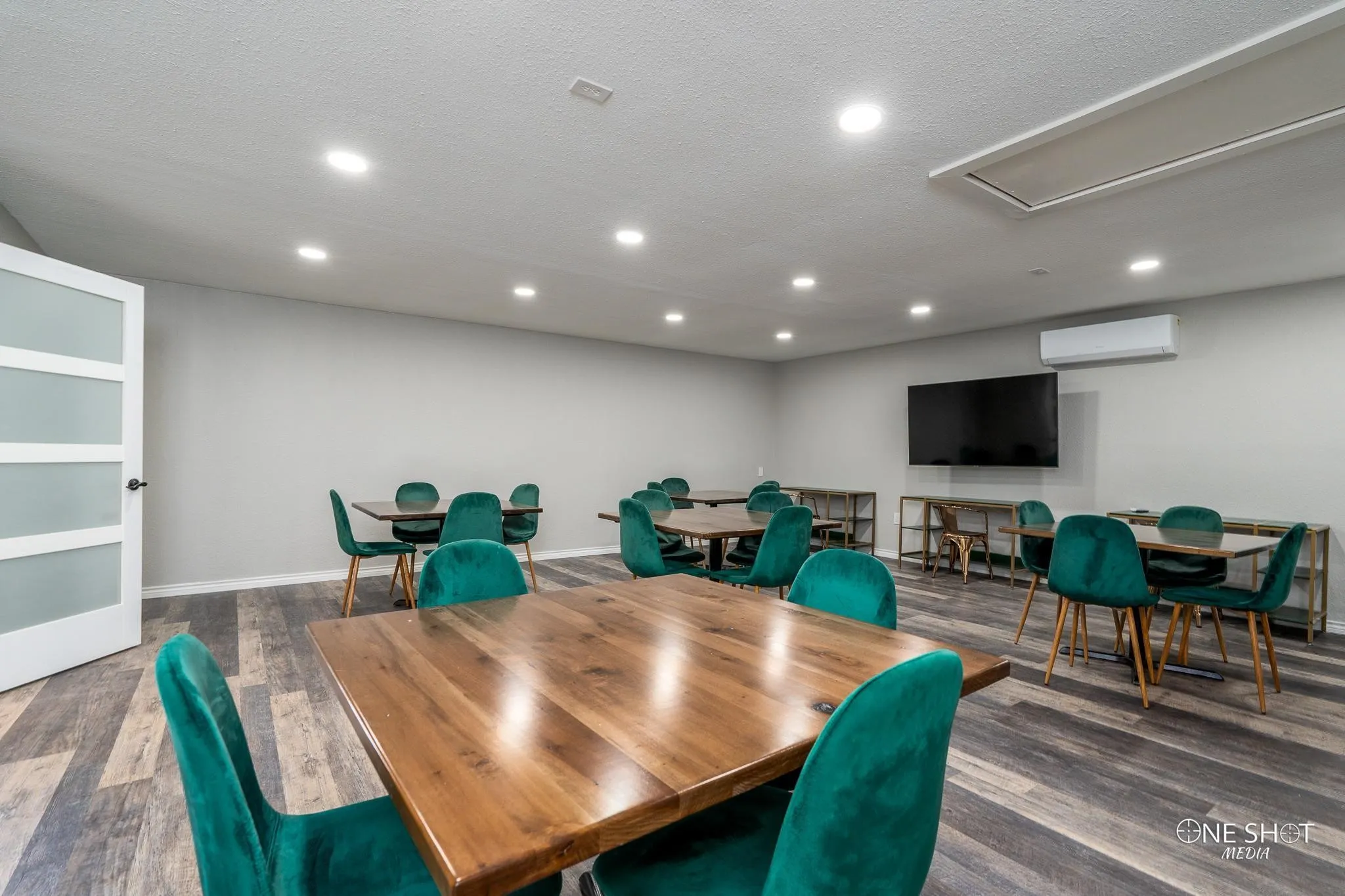 Office For Sale in Taylor County , 5919 Buffalo Gap Road, Abilene, Texas 79606, 0, 0, Garage spaces, 0 Sqft, built in 1966, Preowned, mls#20724519, Real Estate Agent in Abilene, Homes For Sale in Taylor county, Homes For Sale in Abilene, Realtor in Abilene Texas, Real Estate Brokerage Independent Realty Texas, Luminita Cordes Realtor