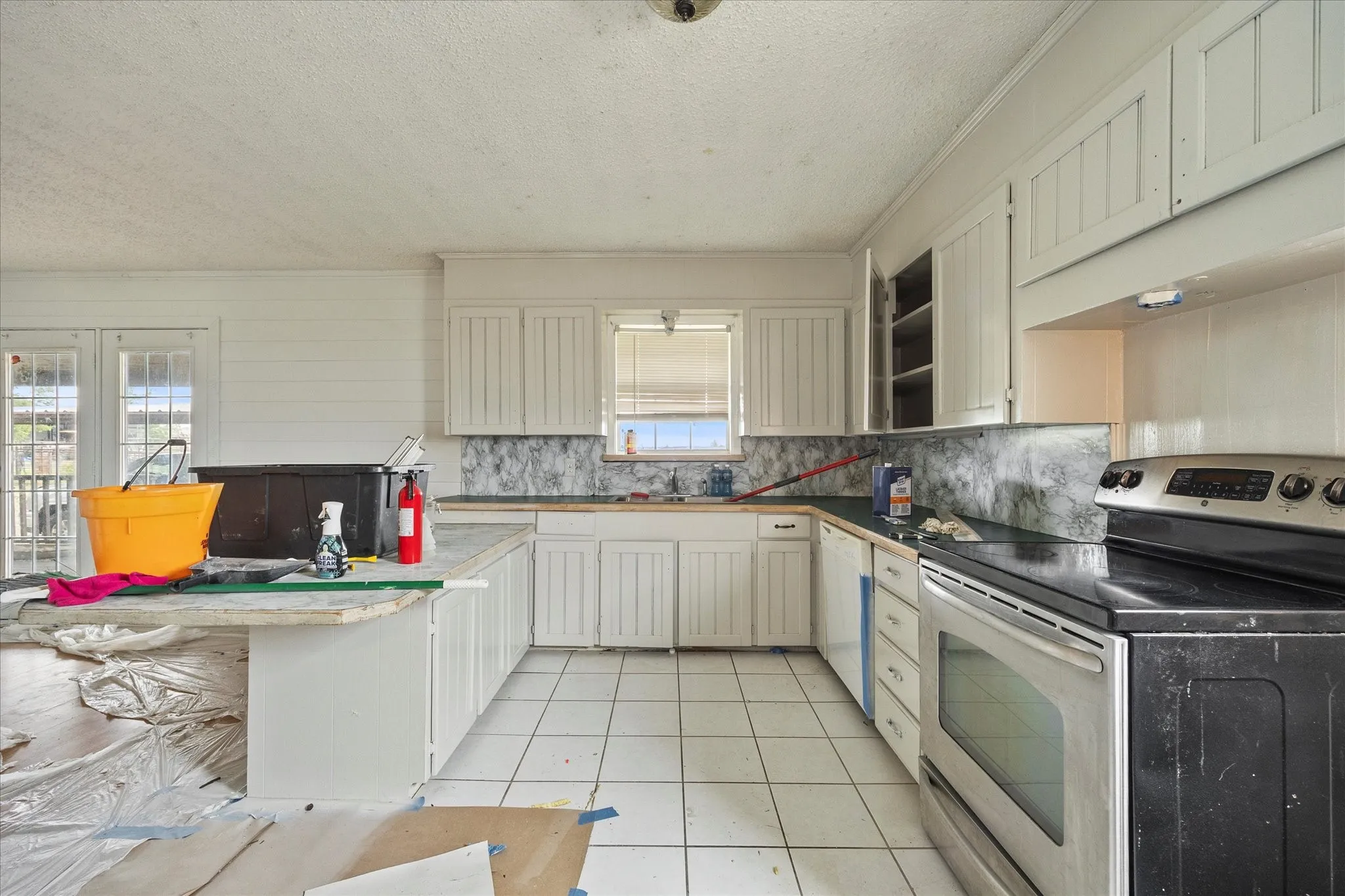 Single Family Residence For Sale in Rockwall County , 555 Cornelius Road, Rockwall, Texas 75087, 3 Bedroom, 1 Bathroom, Garage spaces, 1,750 Sqft, built in 1960, Preowned, mls#20731116, Real Estate Agent in Rockwall, Homes For Sale in Rockwall county, Homes For Sale in Rockwall, Realtor in Rockwall Texas, Real Estate Brokerage Independent Realty Texas, Luminita Cordes Realtor