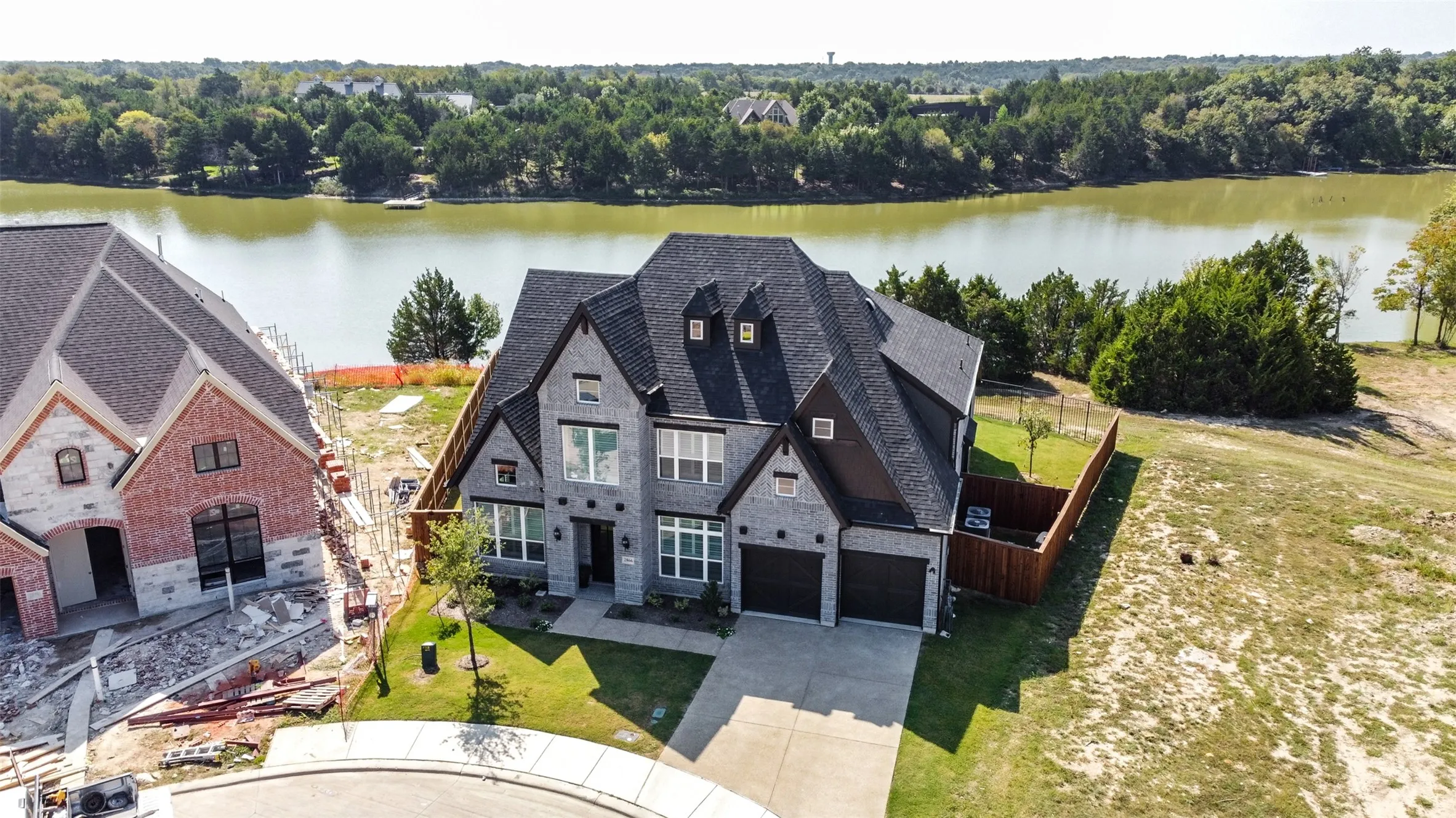 Single Family Residence For Sale in Ellis County , 2866 Shane Drive, Midlothian, Texas 76065, 4 Bedroom, 3 Bathroom, 2 Garage spaces, 3,763 Sqft, built in 2024, Preowned, mls#20734566, Real Estate Agent in Midlothian, Homes For Sale in Ellis county, Homes For Sale in Midlothian, Realtor in Midlothian Texas, Real Estate Brokerage Independent Realty Texas, Luminita Cordes Realtor