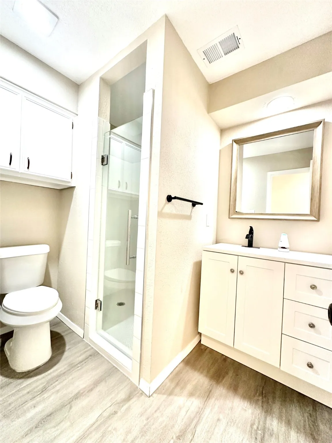 Townhouse For Sale in Midland County , 4717 Fielder Street, Midland, Texas 79707, 3 Bedrooms, 3 Bathrooms, 2 Garage spaces, 1,500 Sqft, built in 1982, Preowned, Price $245,000, mls#20735319, Real Estate Agent in Midland, Homes For Sale in Midland county, Homes For Sale in Midland, Realtor in Midland Texas, Real Estate Brokerage Independent Realty Texas, Luminita Cordes Realtor
