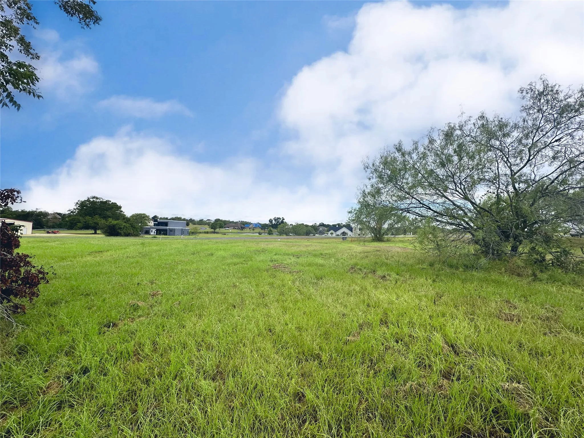 Unimproved Land For Sale in Navarro County , Lot 131 Lake Vista Drive, Streetman, Texas 75859, 0, 0, Garage spaces, 0 Sqft, built in 0, mls#20736162, Real Estate Agent in Streetman, Homes For Sale in Navarro county, Homes For Sale in Streetman, Realtor in Streetman Texas, Real Estate Brokerage Independent Realty Texas, Luminita Cordes Realtor